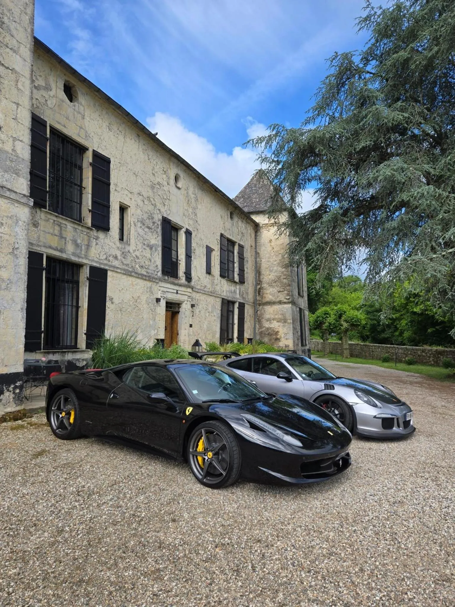 Property building in Château de Courtebotte