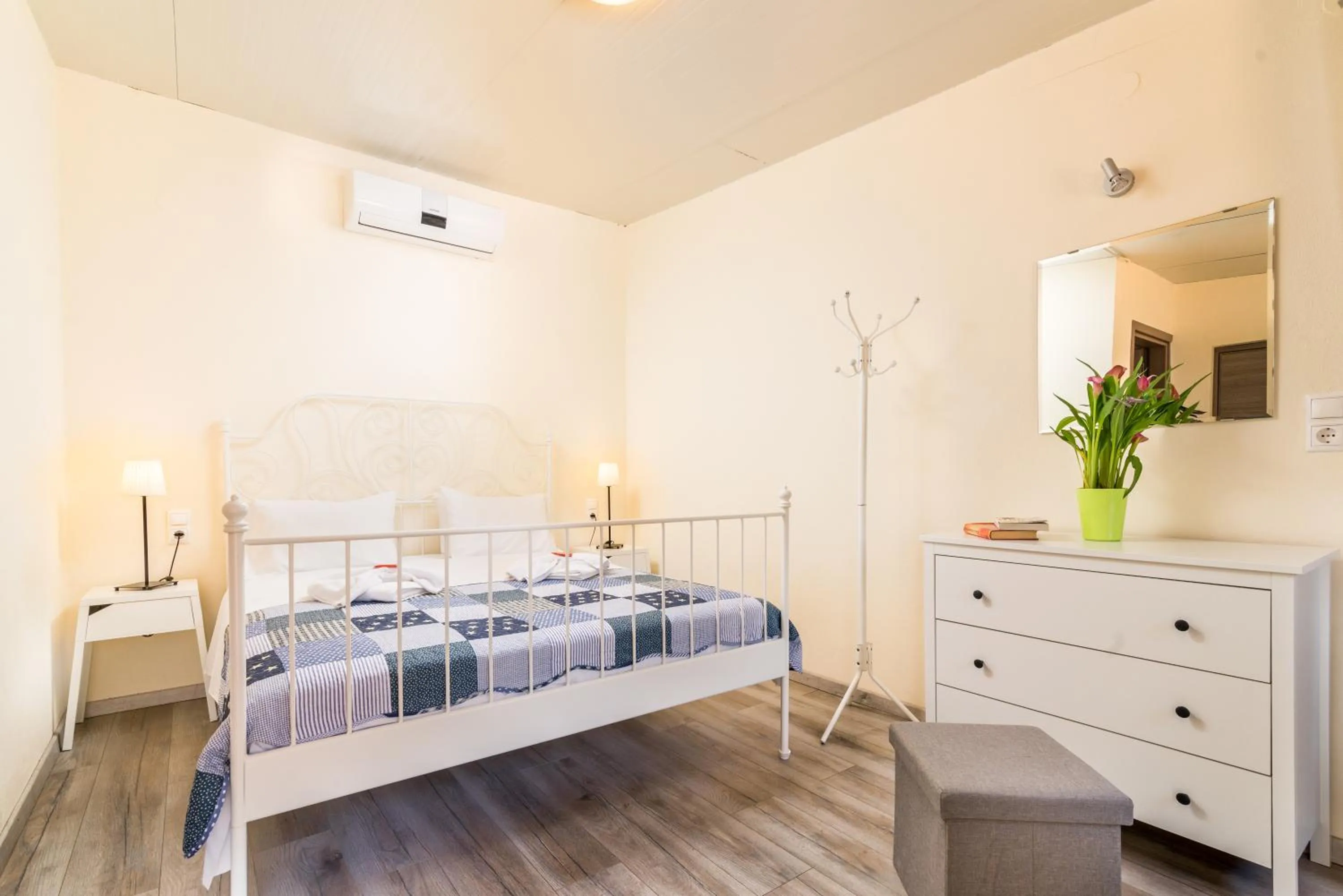 bunk bed, Bed in Hotel Sofia