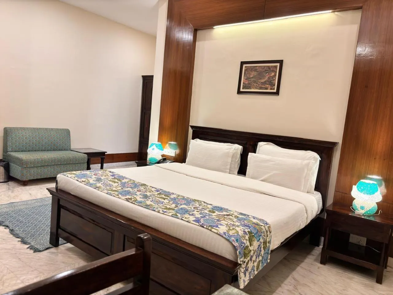 Bed in The Birder's Inn