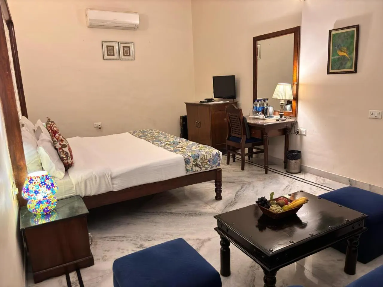 Bed in The Birder's Inn