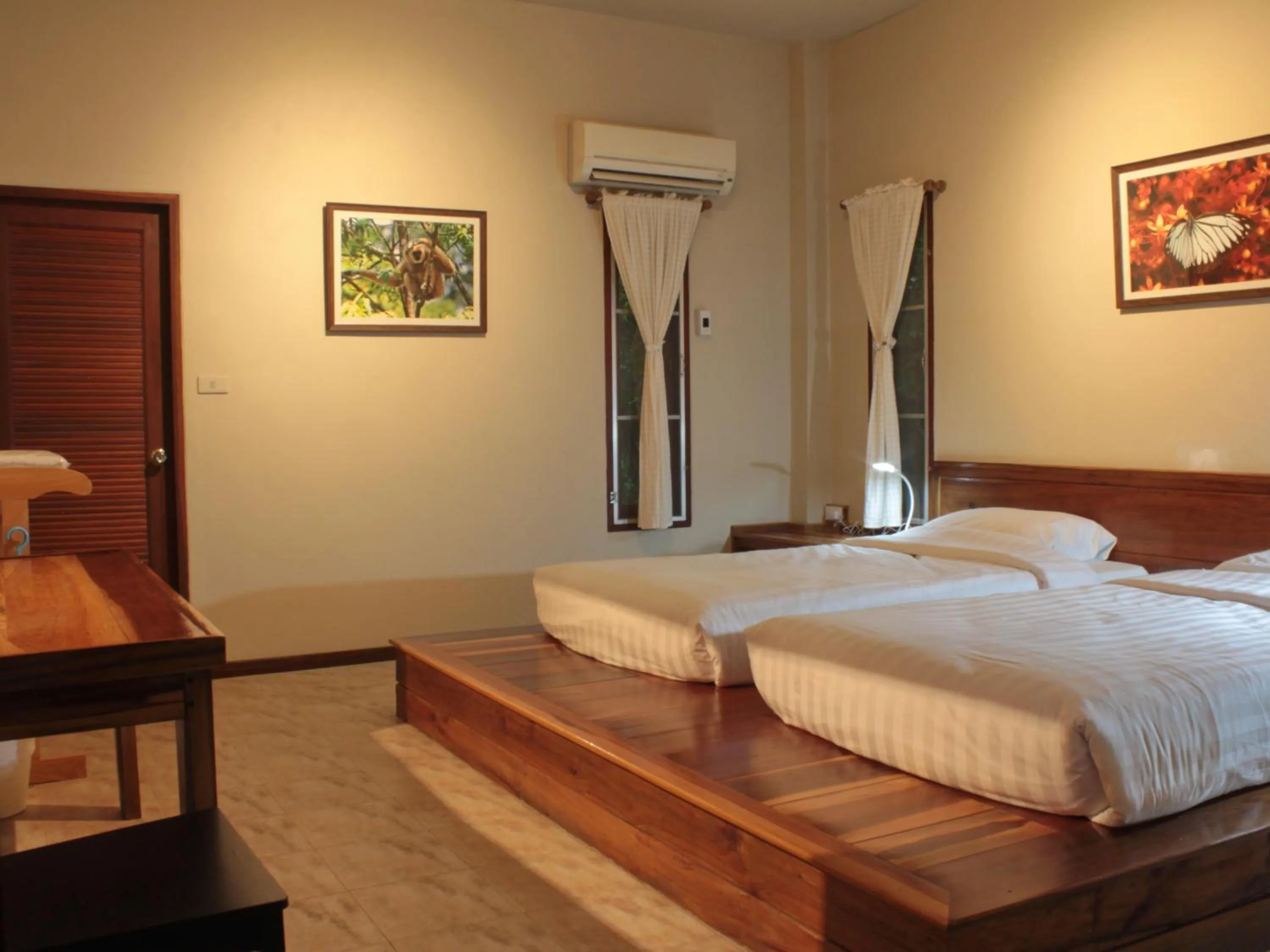 Bed in Baan Maka Nature Lodge