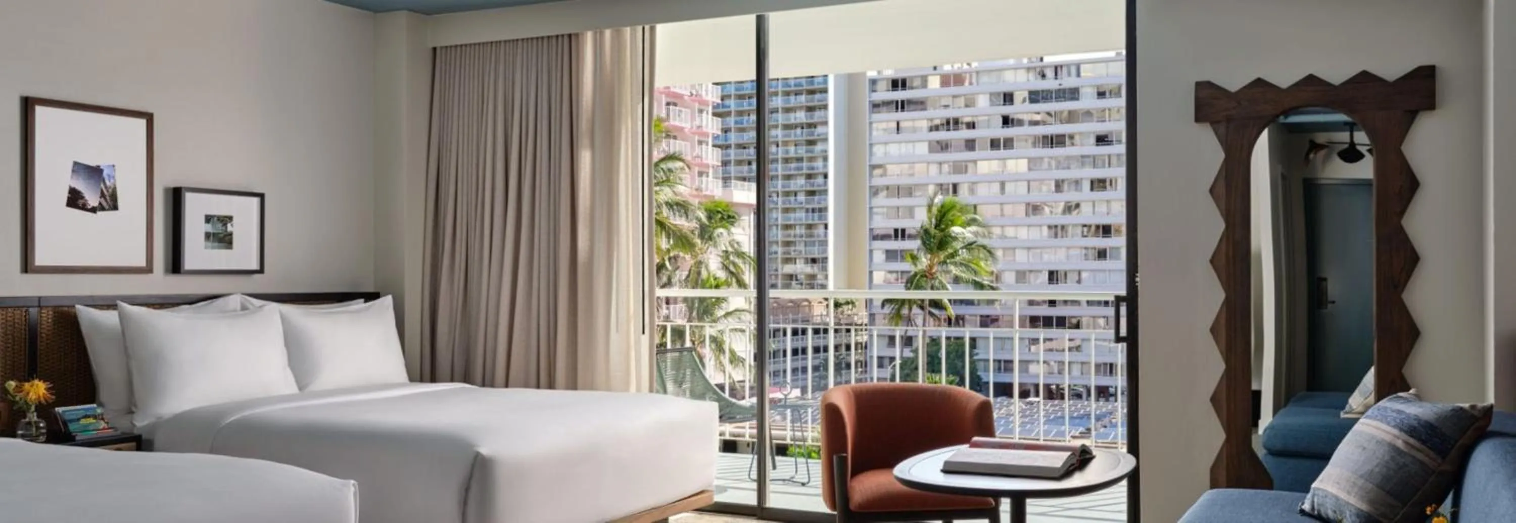 Two Bedroom Suite with Balcony and Sofabed in Romer House Waikiki
