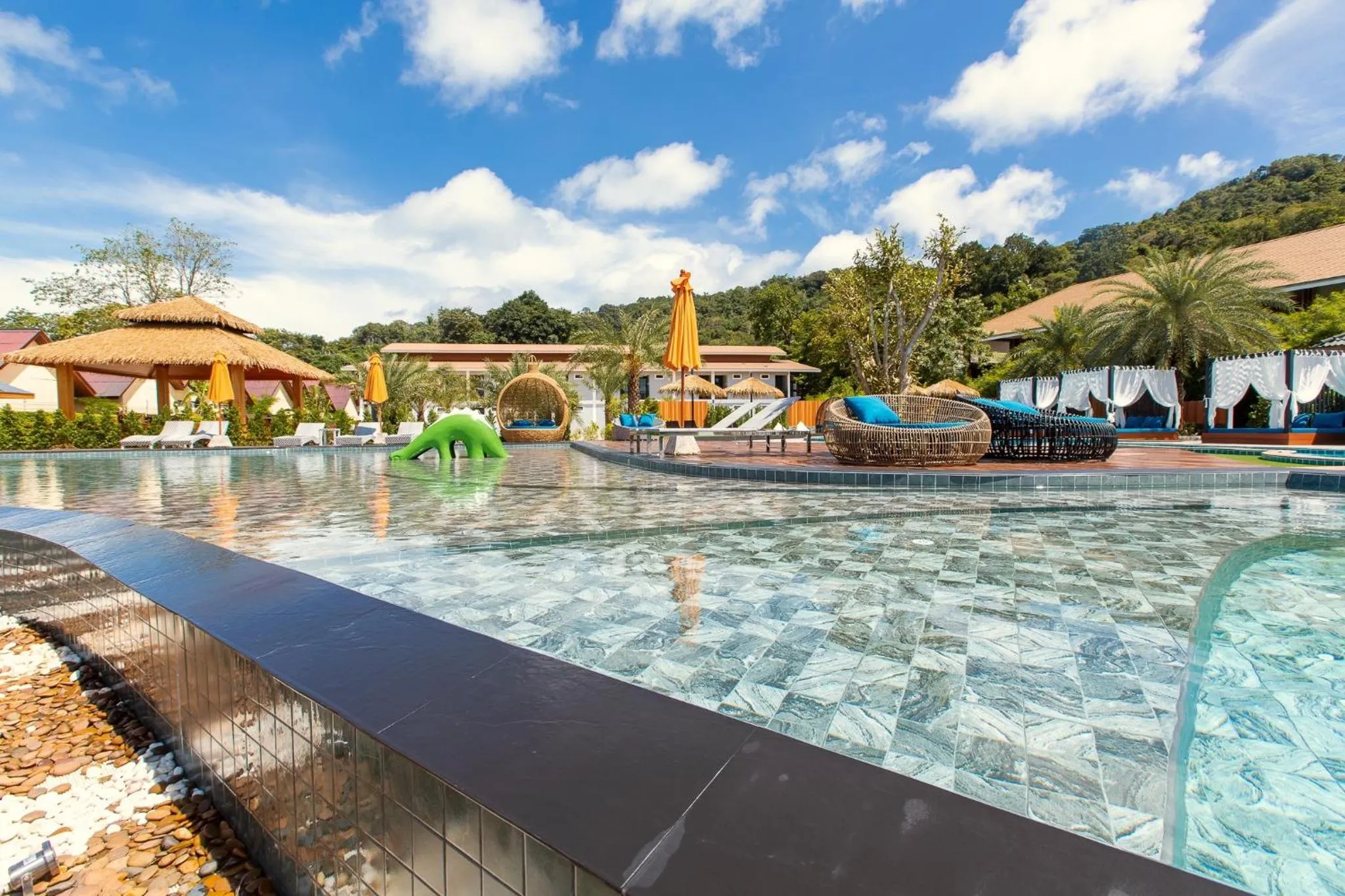 Swimming pool in U Rip Resort Phi Phi Hotel