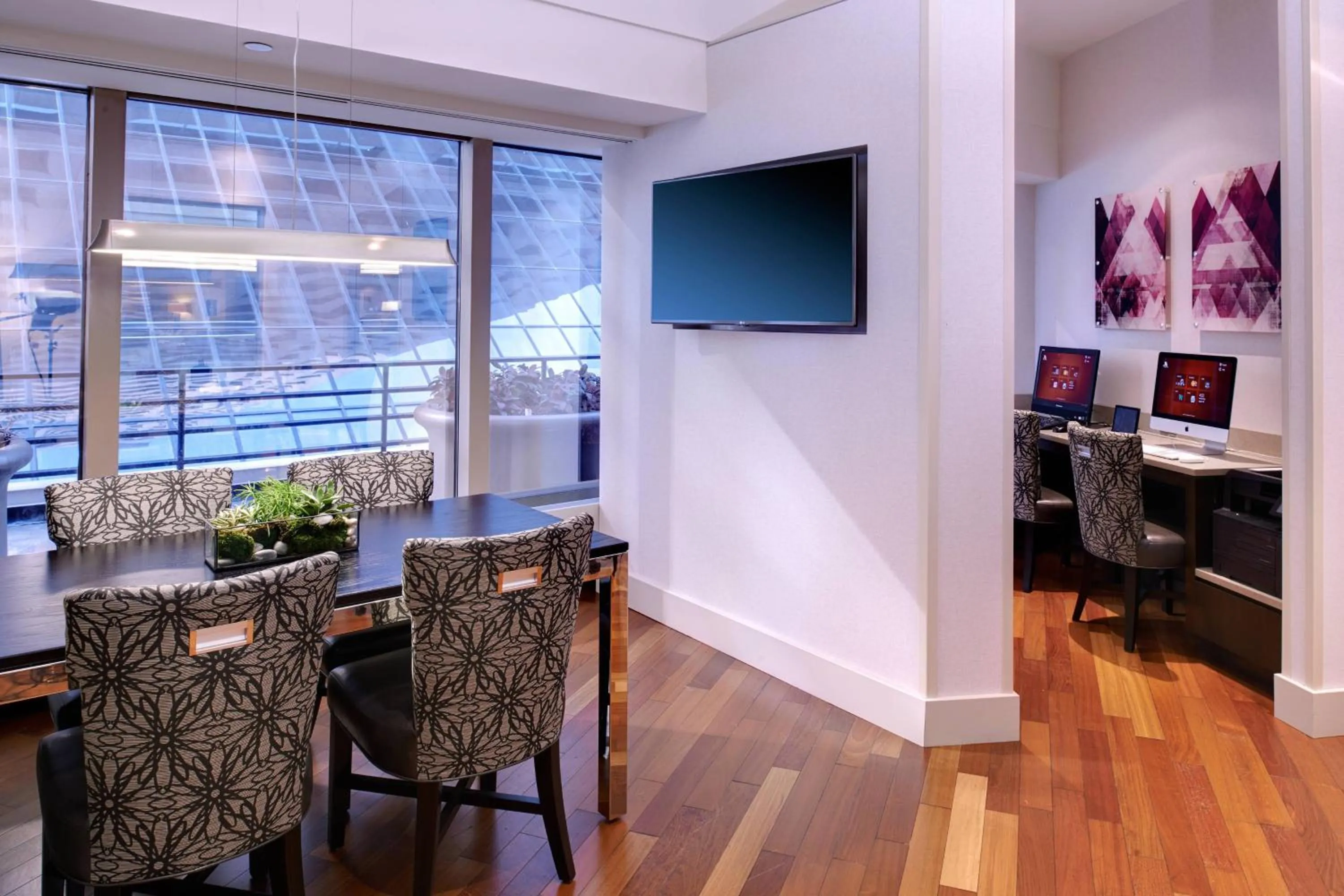 Lounge or bar in Minneapolis Marriott City Center