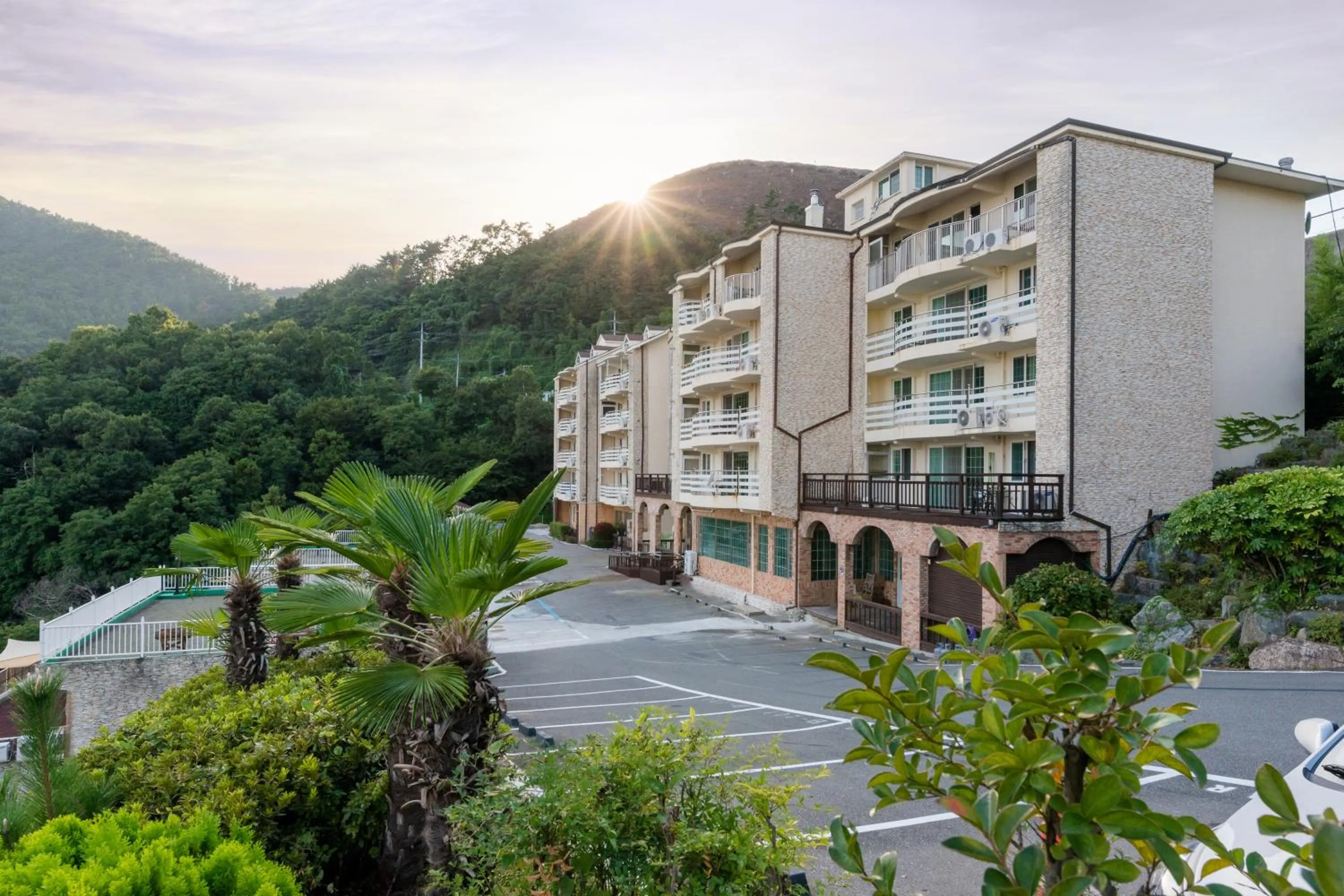 Home Fourest Resort Geoje