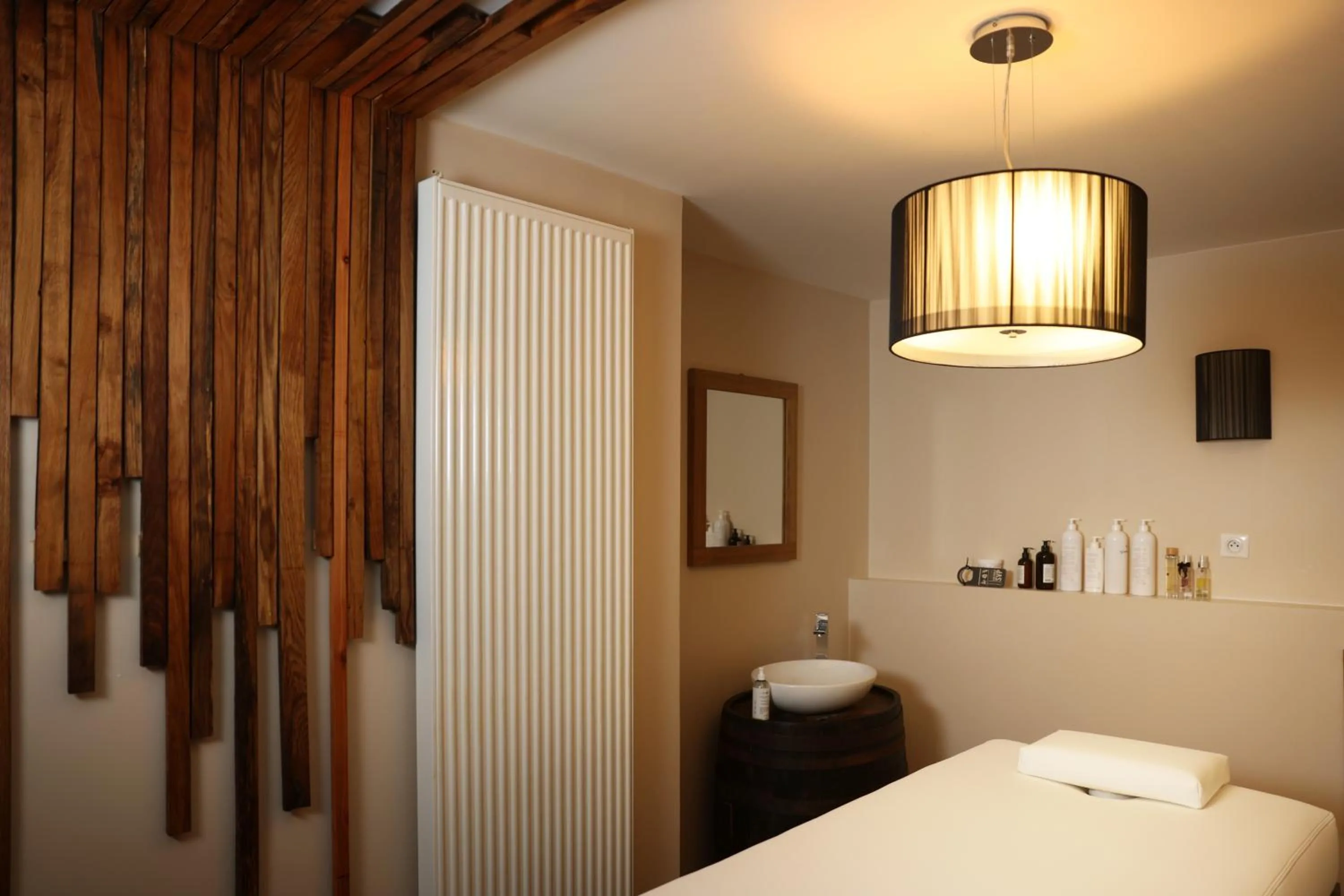 Massage, Bed in Maison d'hôtes & SPA La Scierie