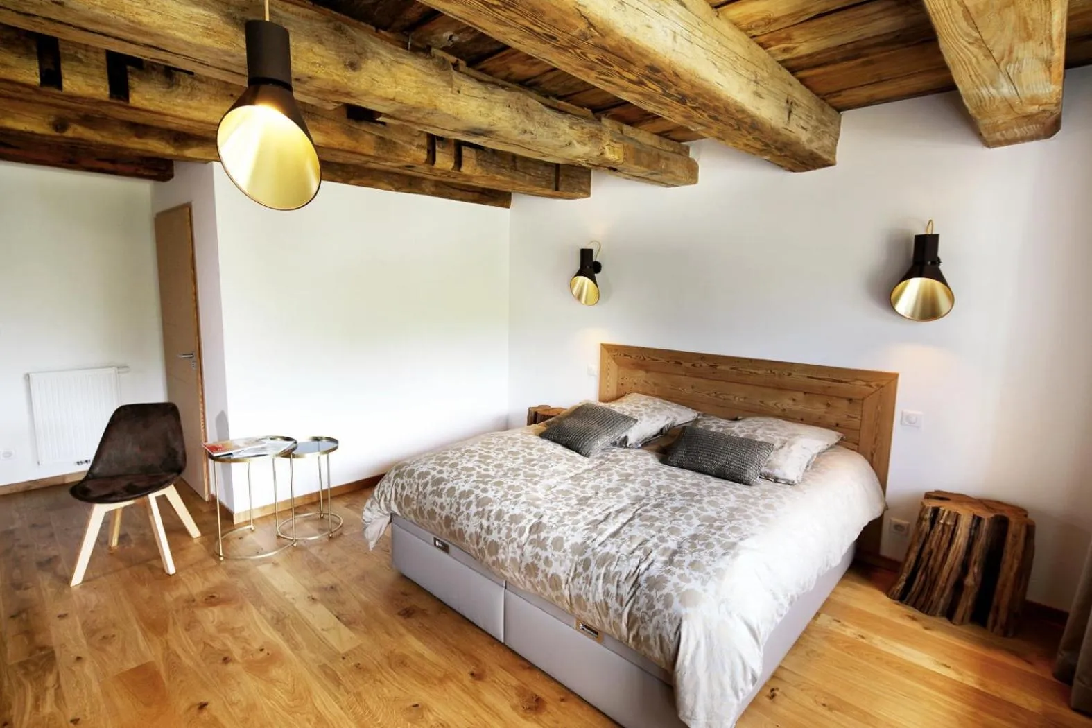 Bed in Maison d'hôtes & SPA La Scierie