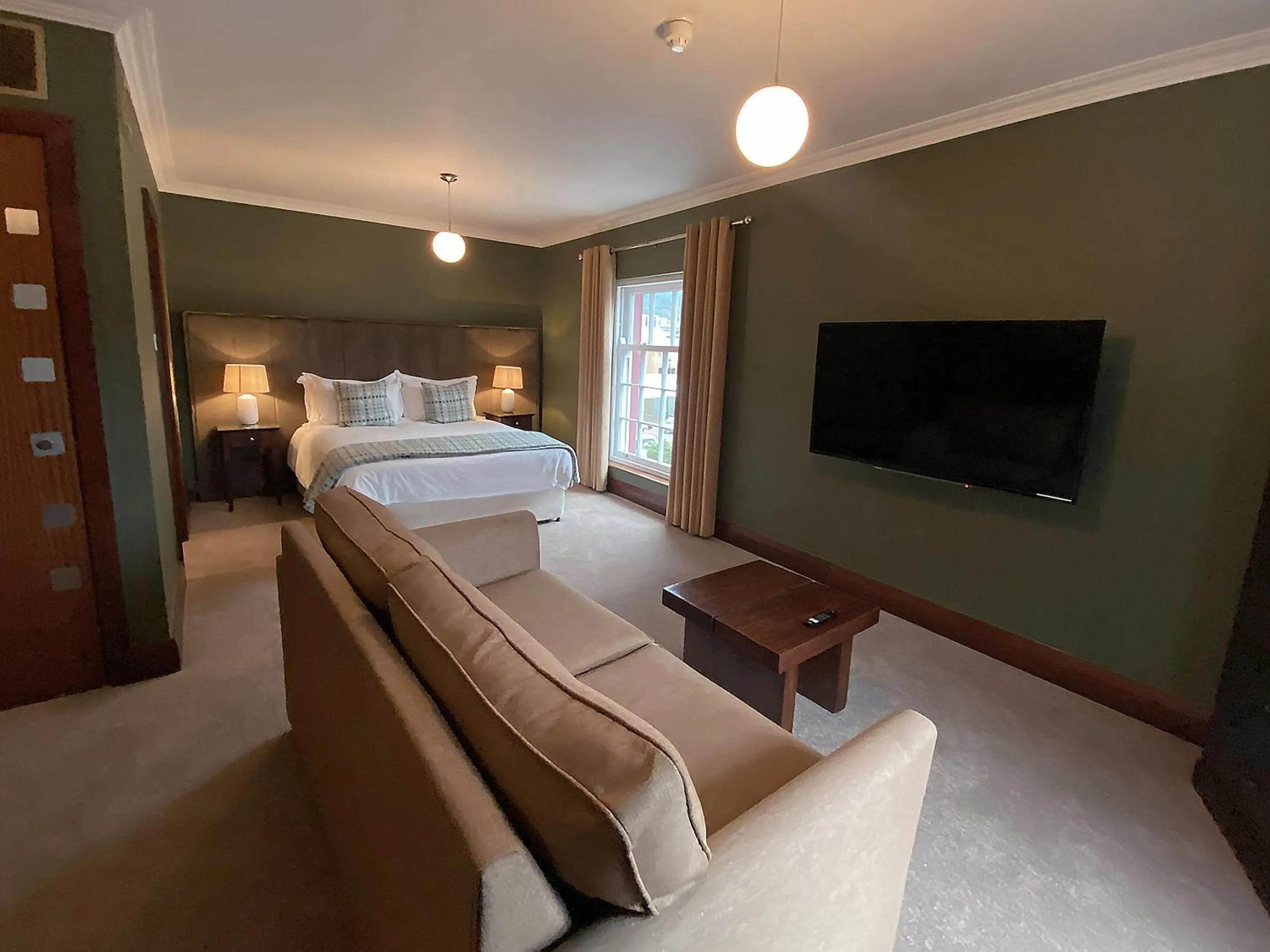 Bedroom, Bed in Morgans Hotel