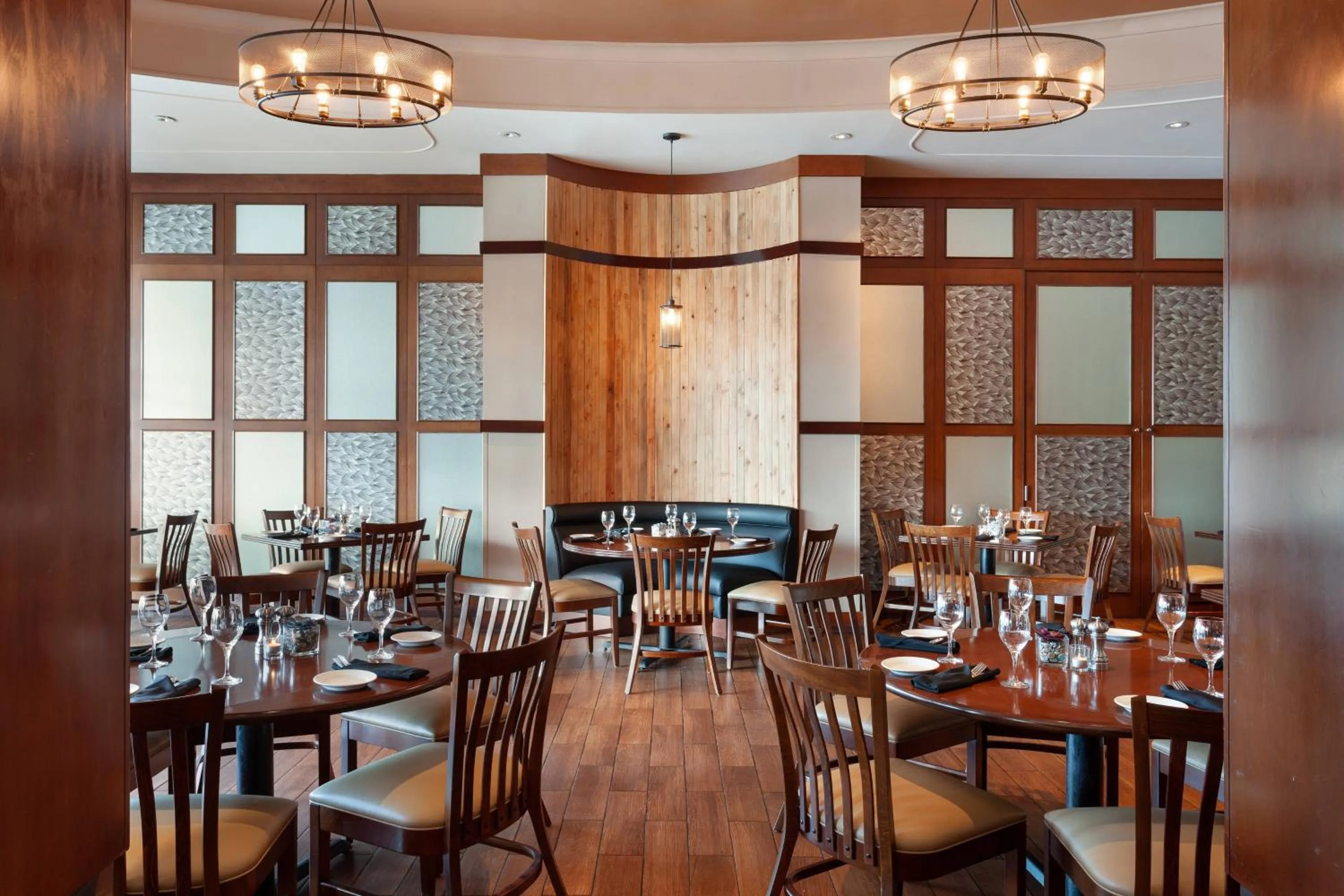 Restaurant/places to eat in West Palm Beach Marriott