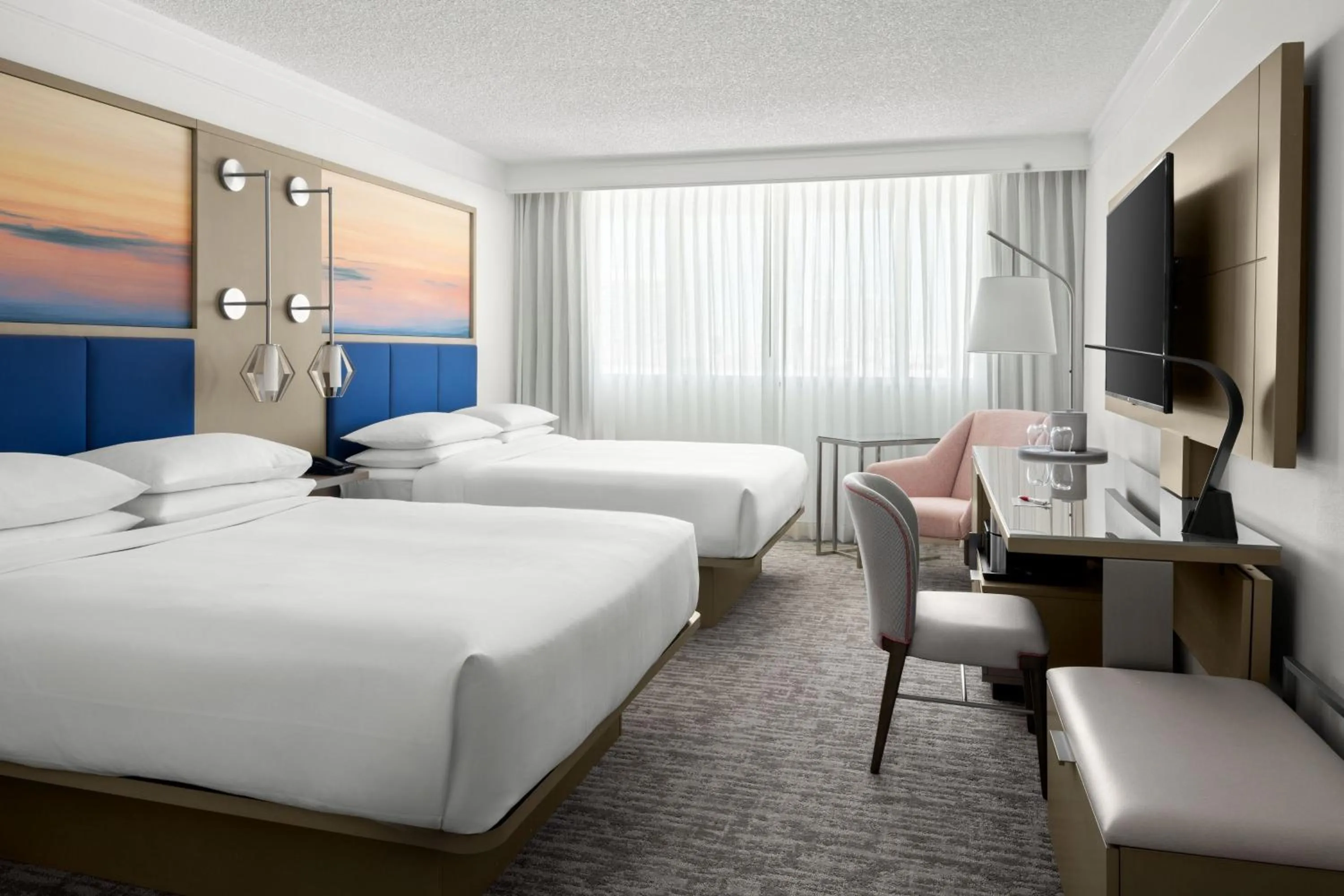 Photo of the whole room, Bed in West Palm Beach Marriott