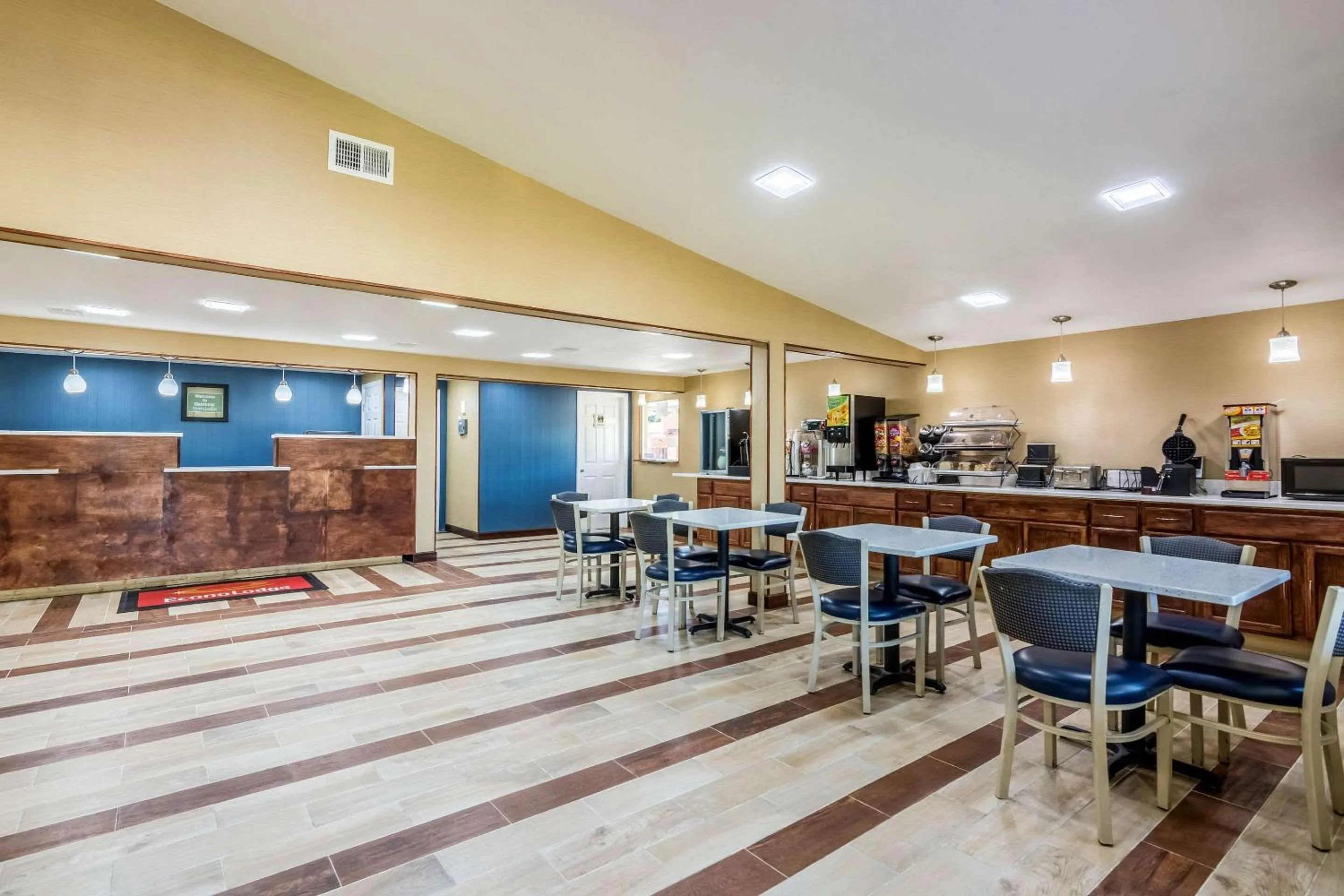 Lobby or reception in Econo Lodge - Gastonia