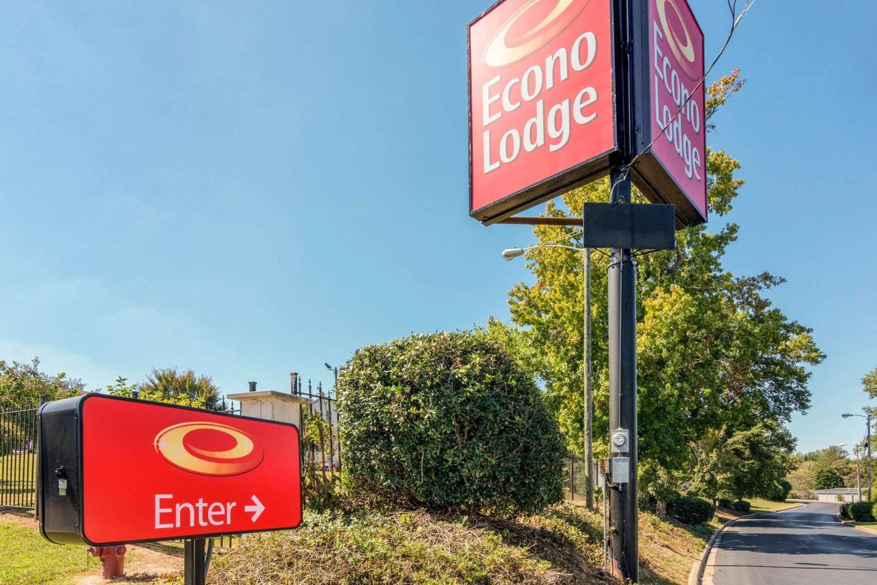 Property building in Econo Lodge - Gastonia
