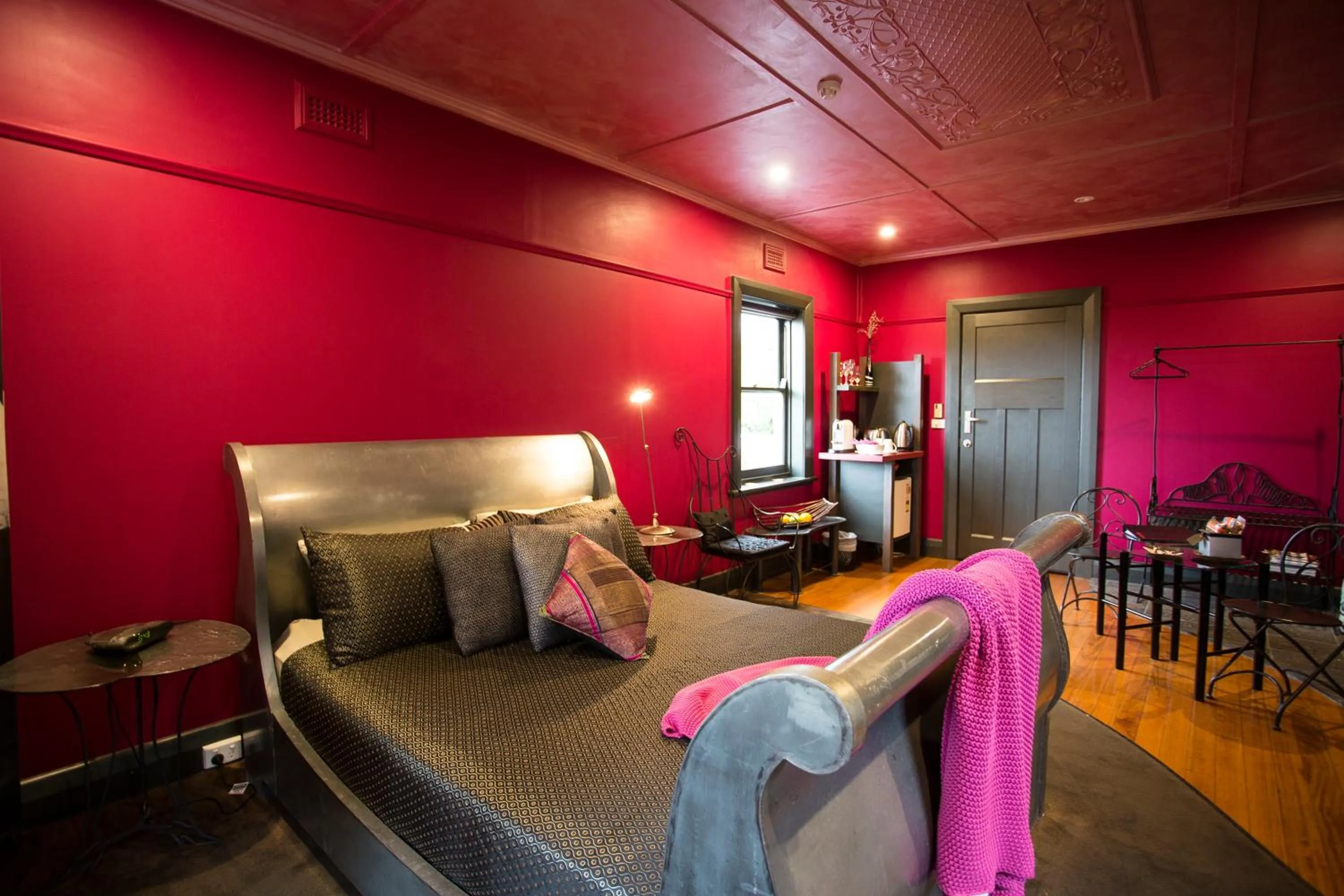 Bed in Oakdene Vineyards Guesthouse