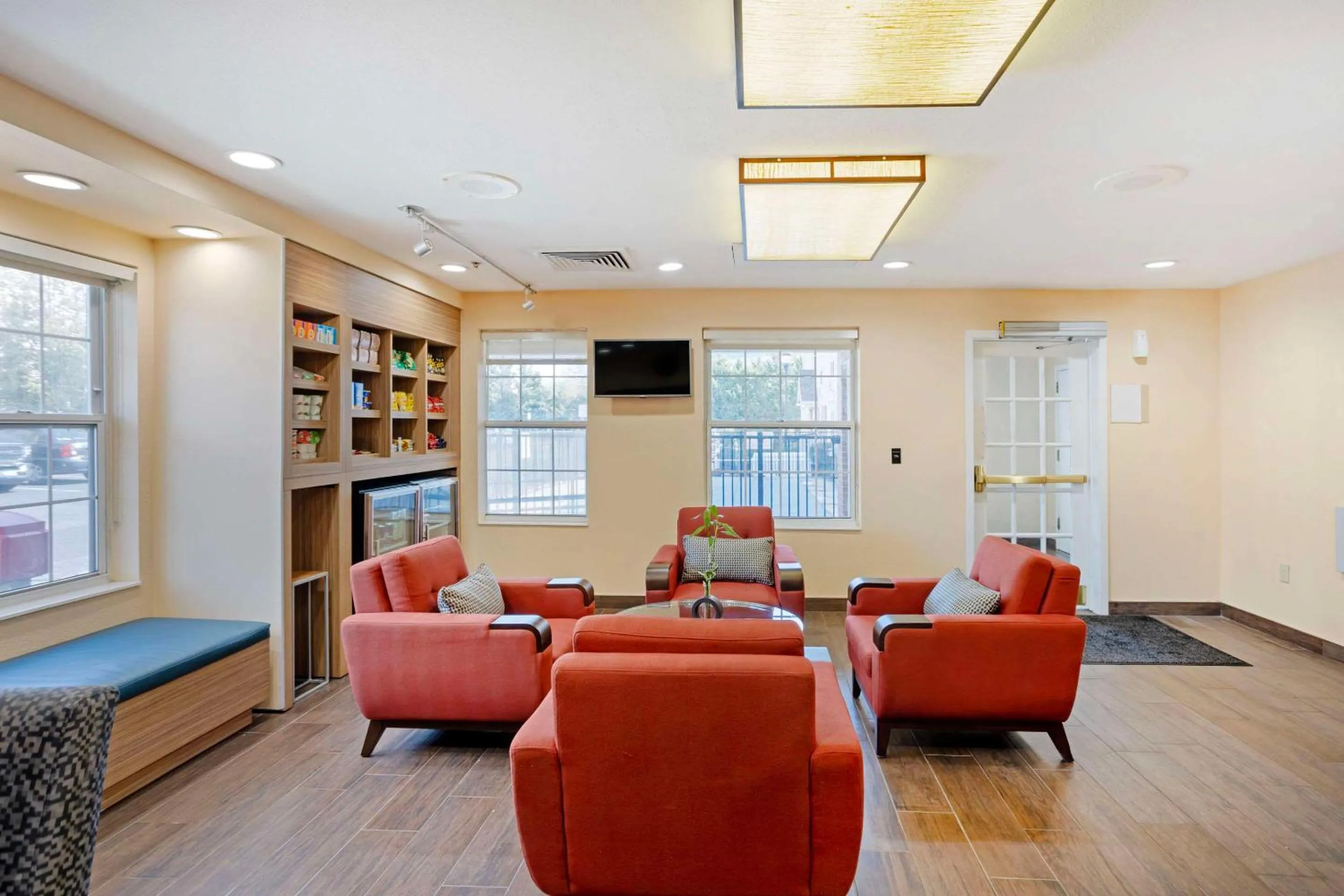 Lobby or reception in MainStay Suites Mt Laurel - Philadelphia