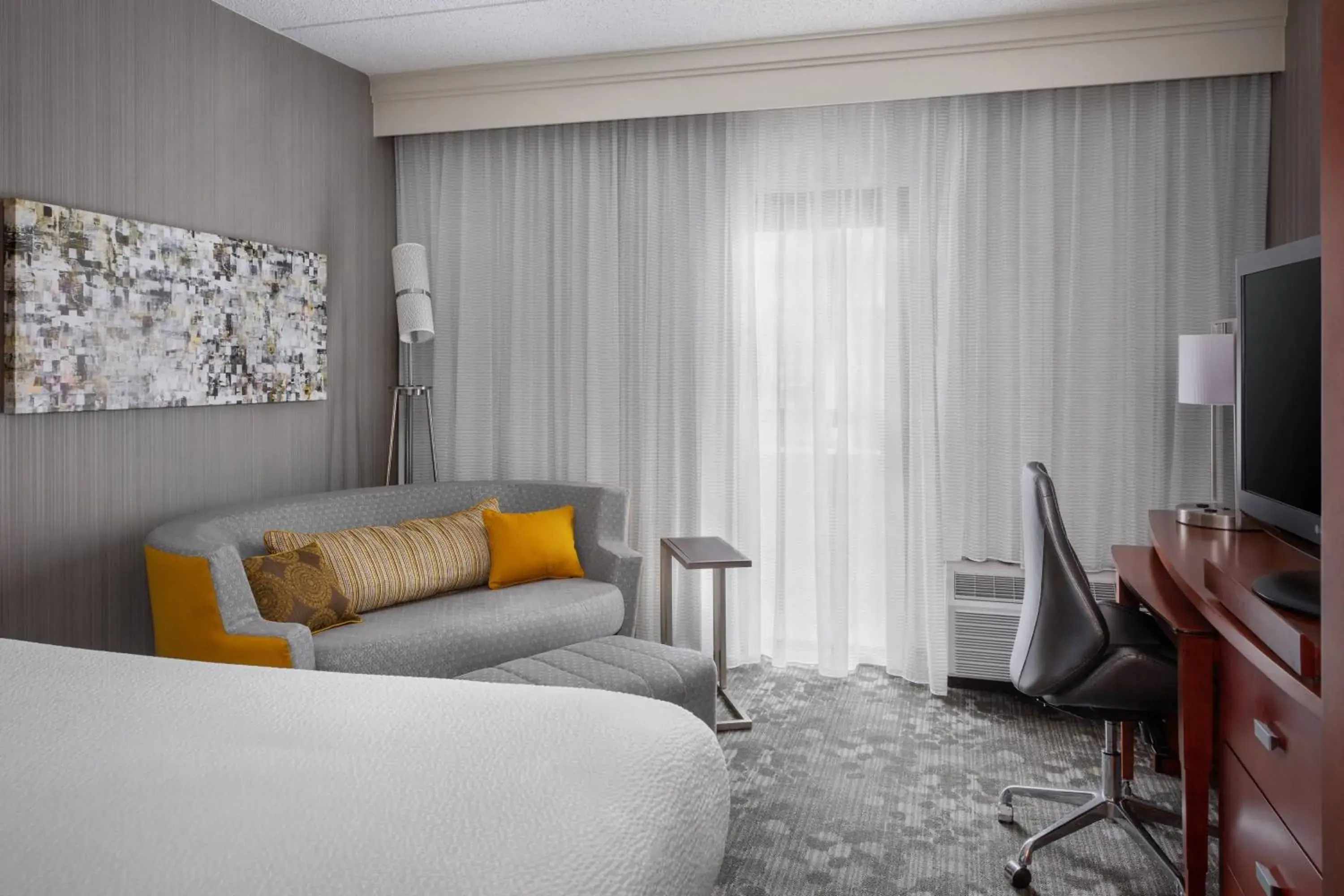 King Room with Sofa Bed in Courtyard Philadelphia Willow Grove King Room with Sofa Bed in Courtyard Philadelphia Willow Grove