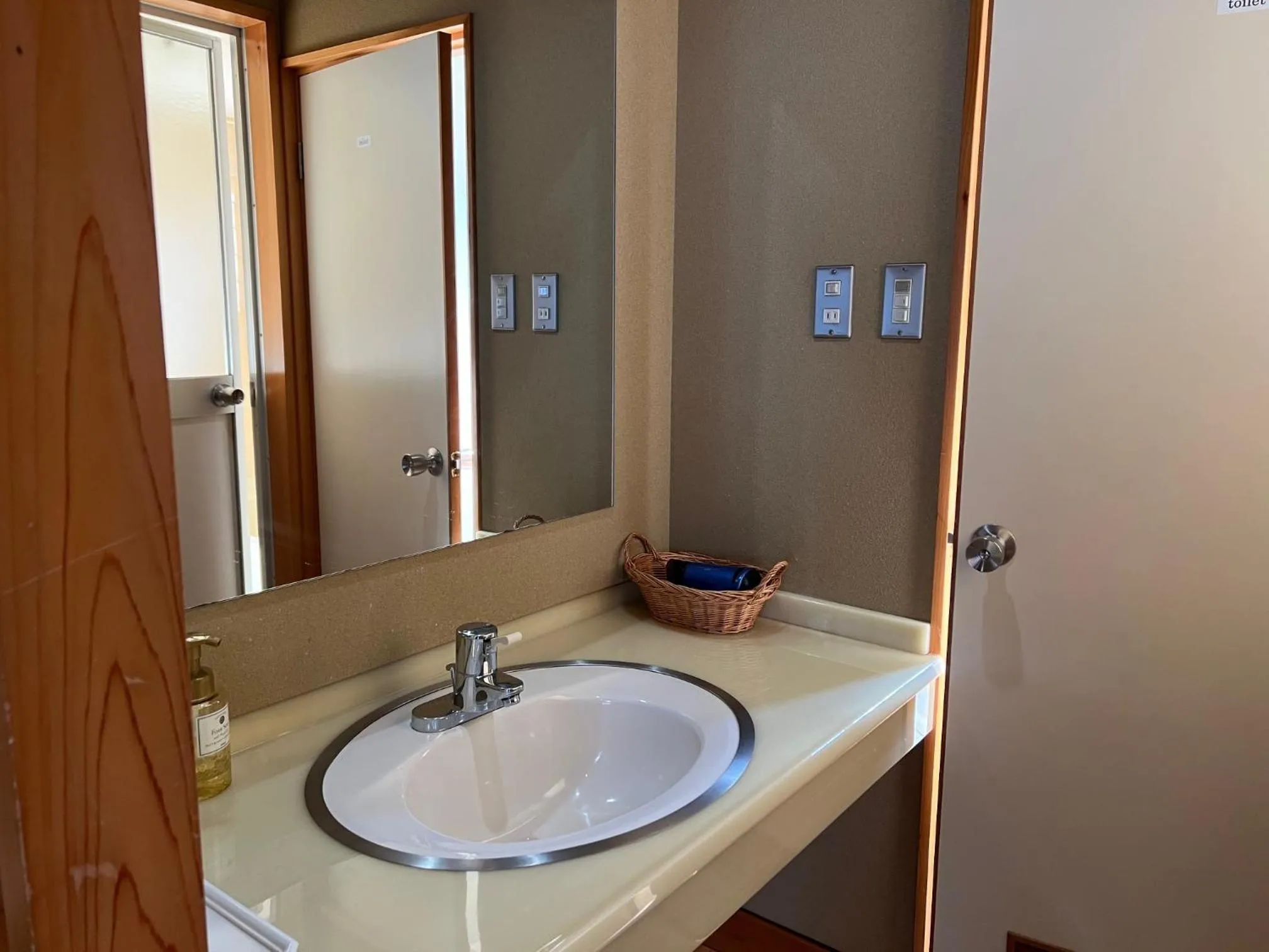 Photo of the whole room in Ryujin Onsen Marui Ryokan