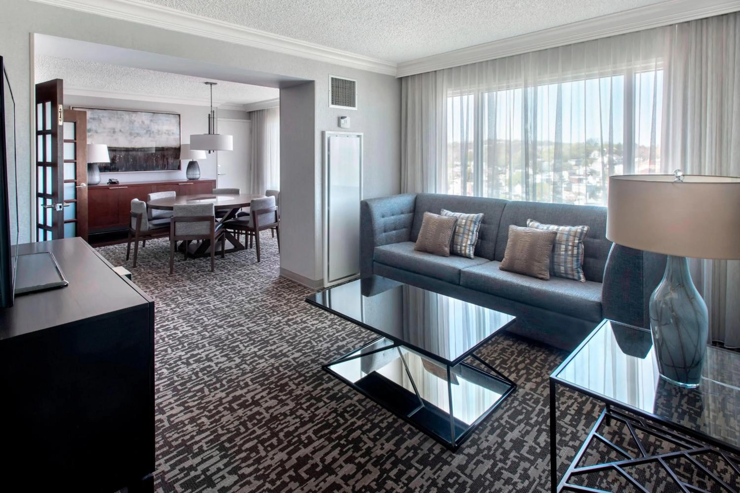 Photo of the whole room in Marriott Philadelphia West