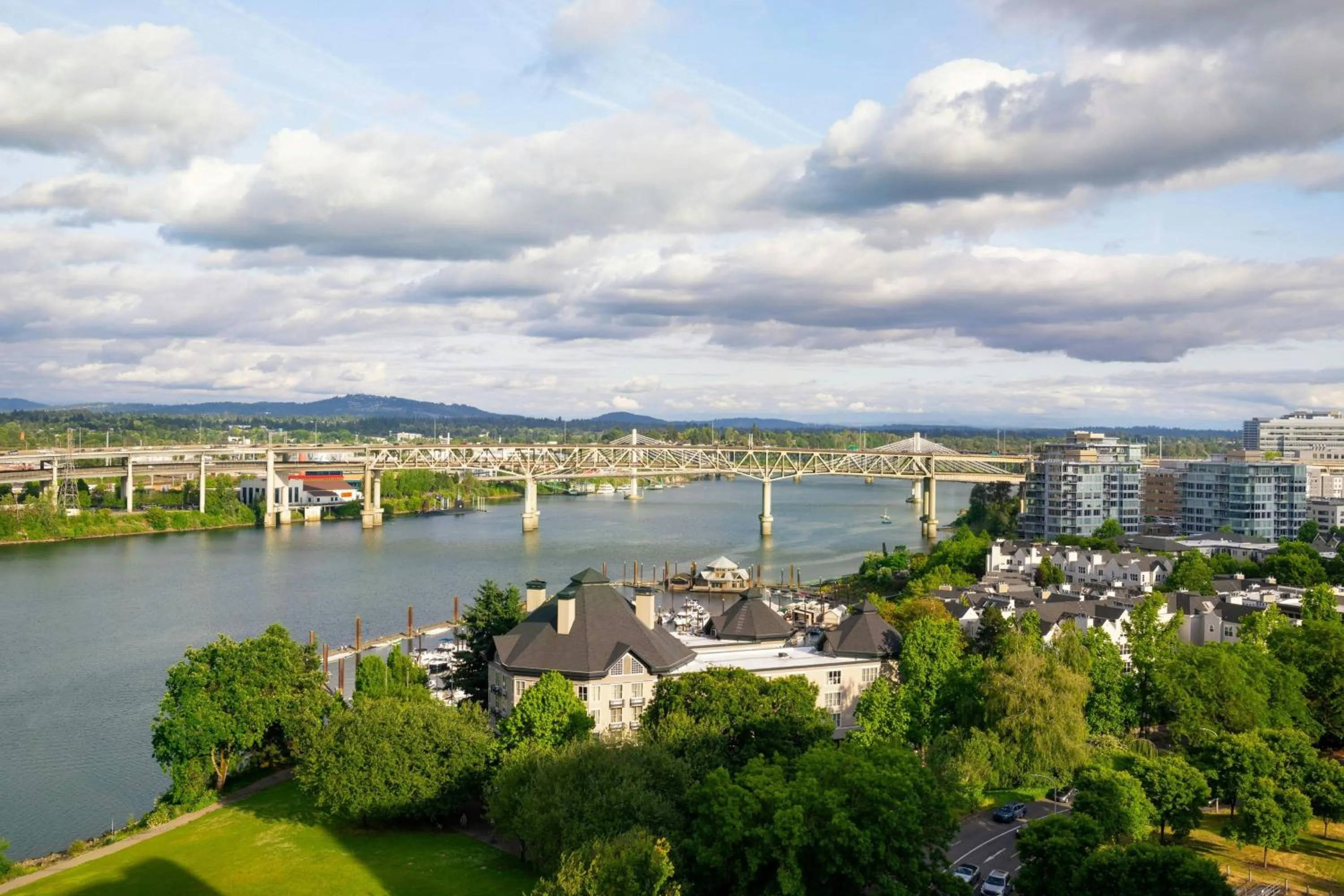 Photo of the whole room in Portland Marriott Downtown Waterfront