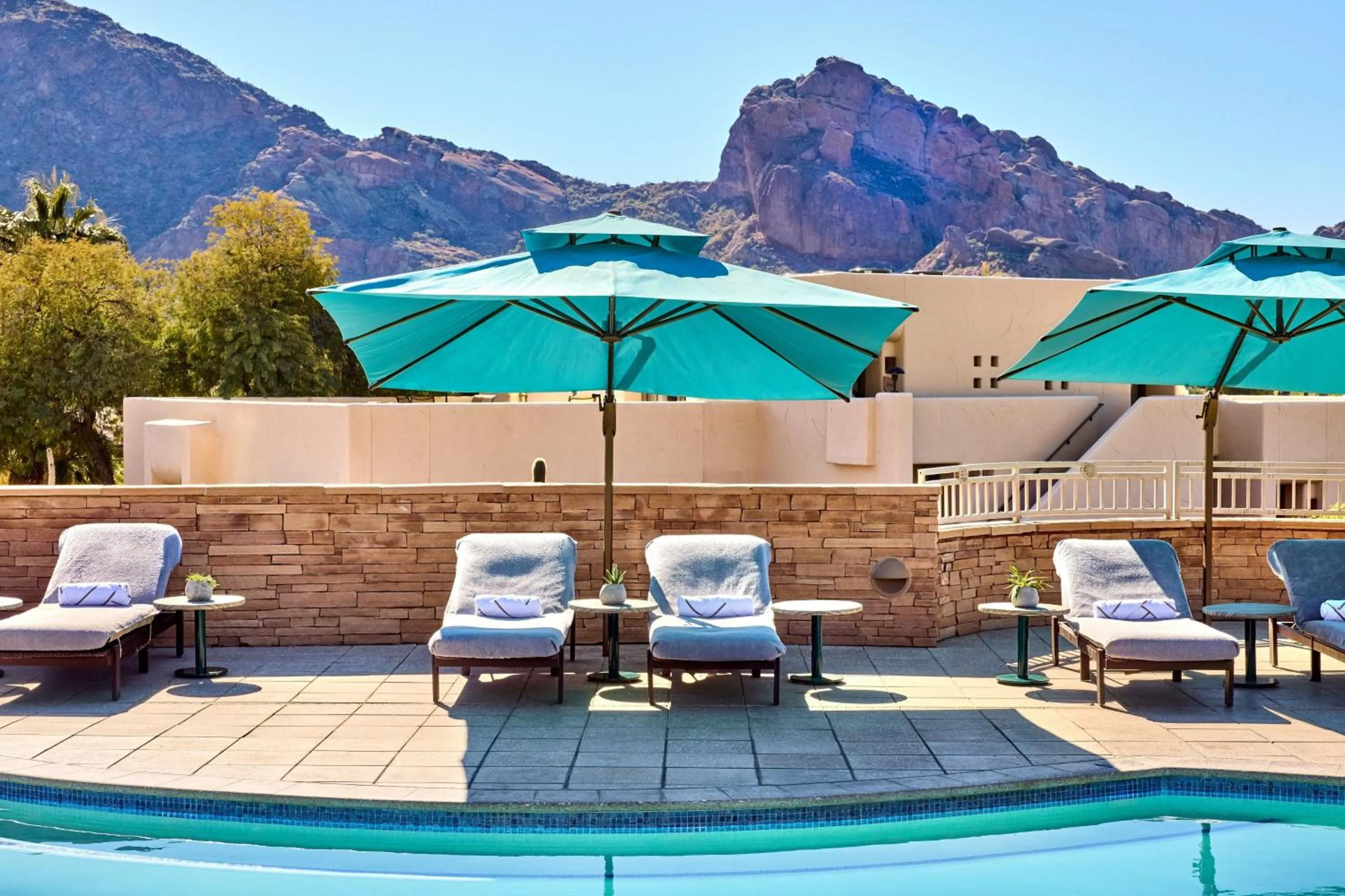 Swimming pool in JW Marriott Scottsdale Camelback Inn Resort & Spa