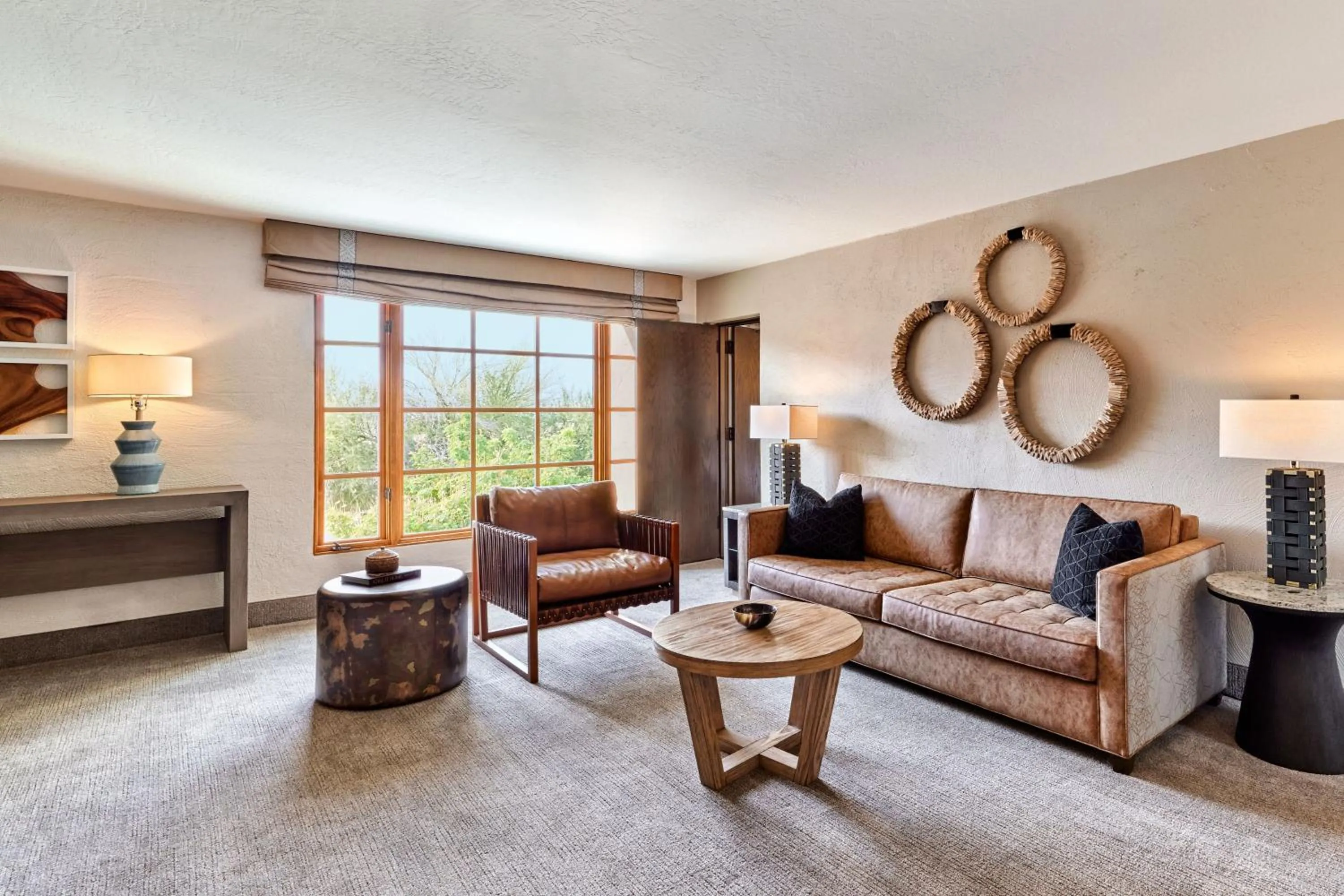 Living room in JW Marriott Scottsdale Camelback Inn Resort & Spa