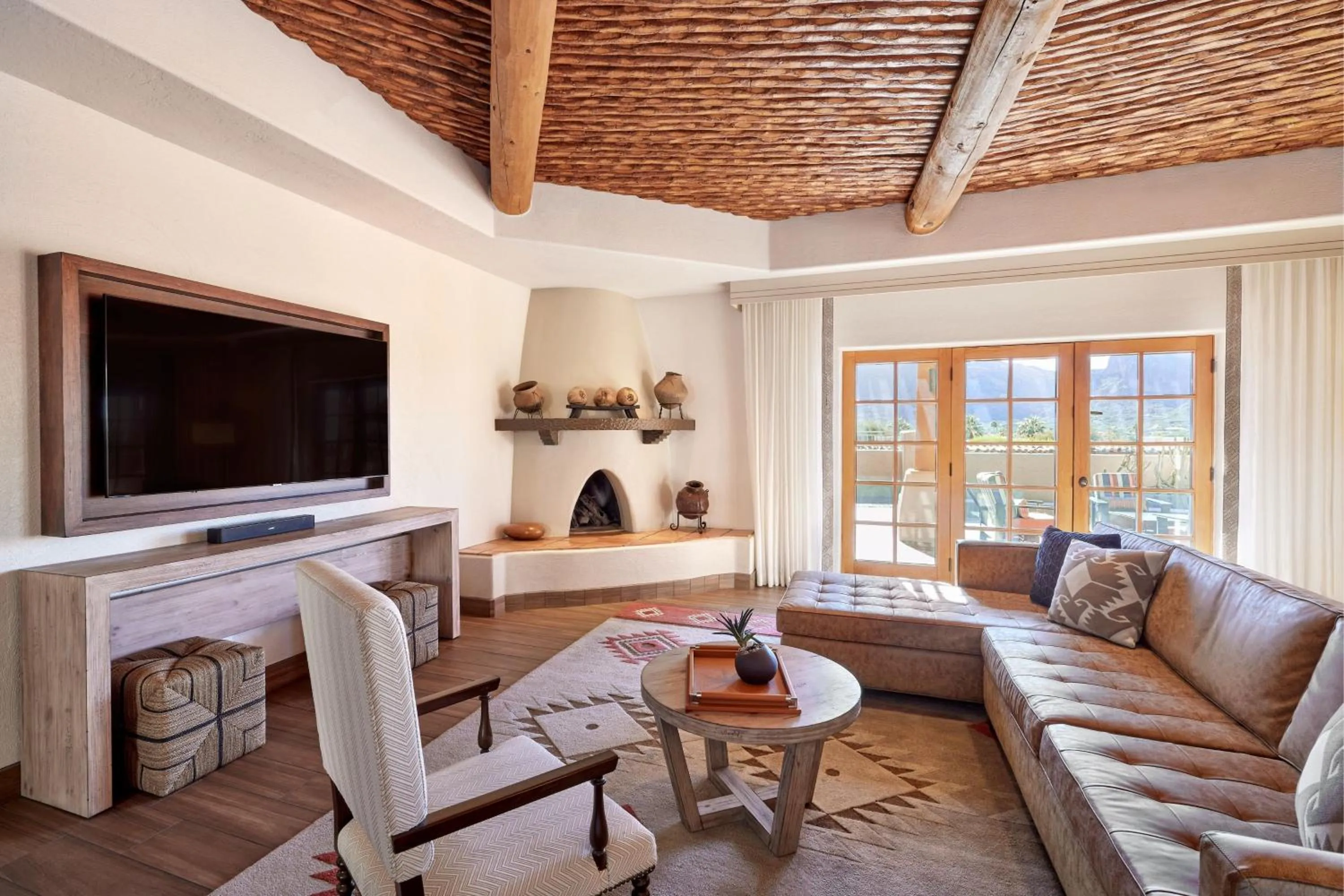 Living room in JW Marriott Scottsdale Camelback Inn Resort & Spa