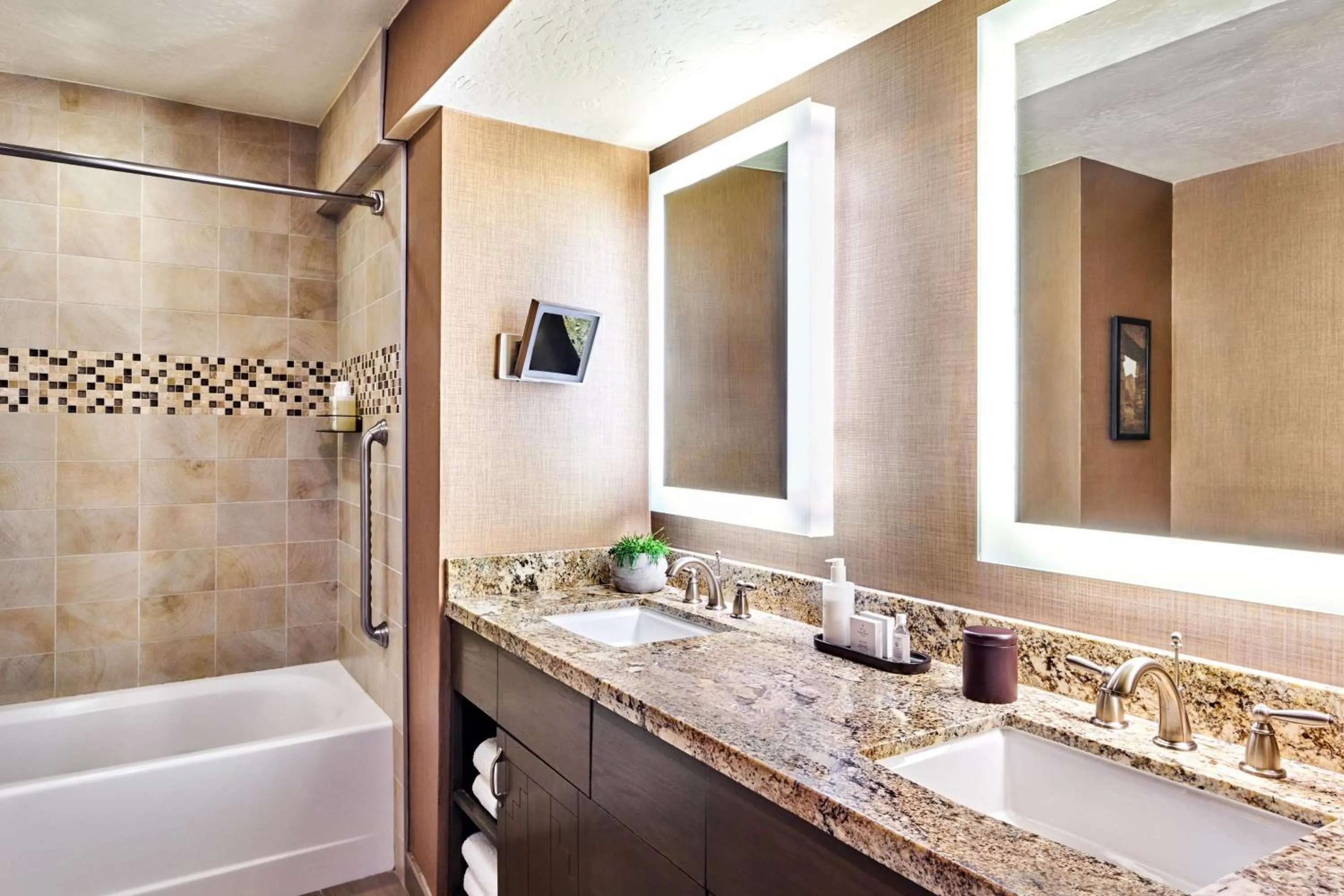 Bathroom in JW Marriott Scottsdale Camelback Inn Resort & Spa