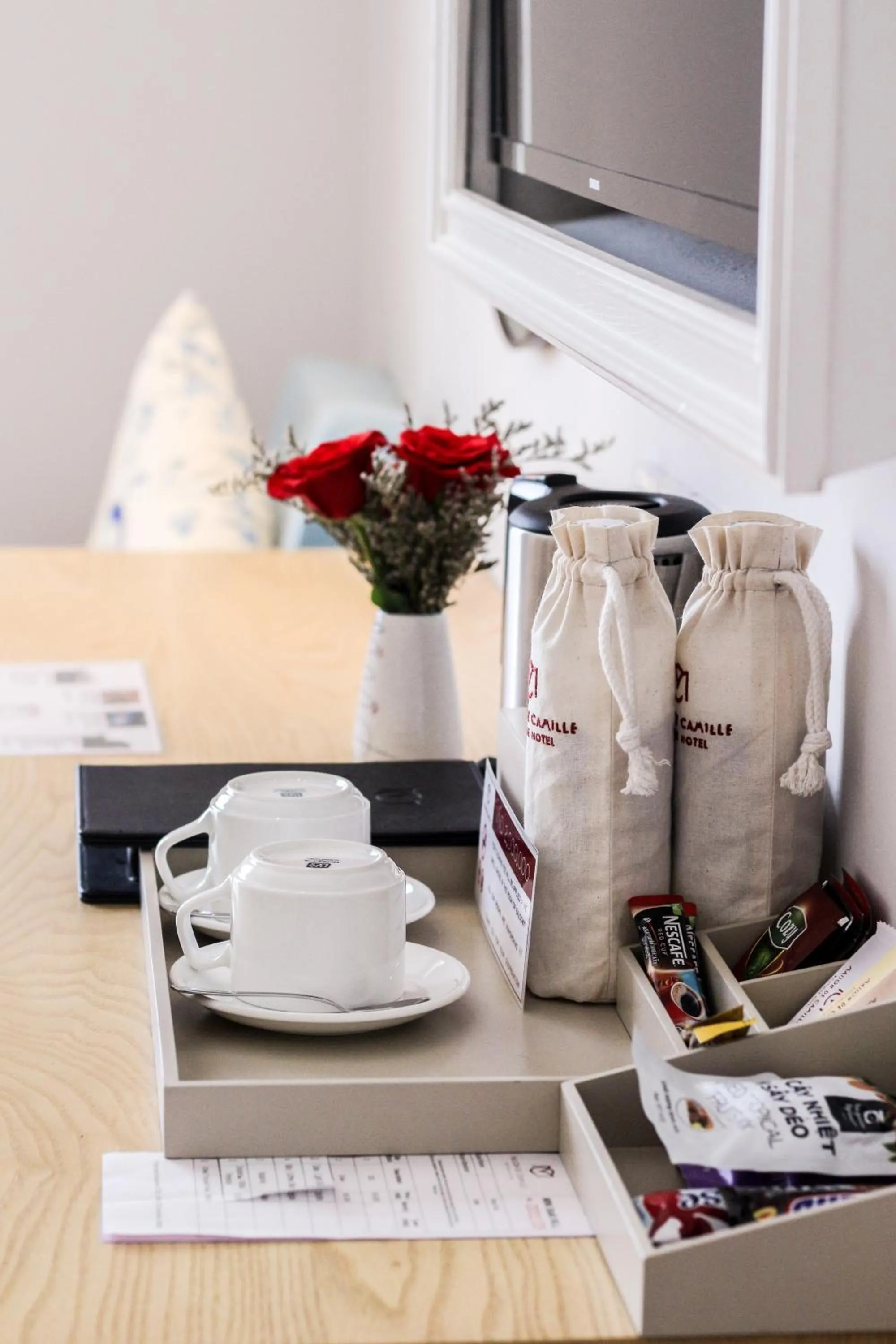 Coffee/tea facilities in Maison De Camille Boutique Hotel