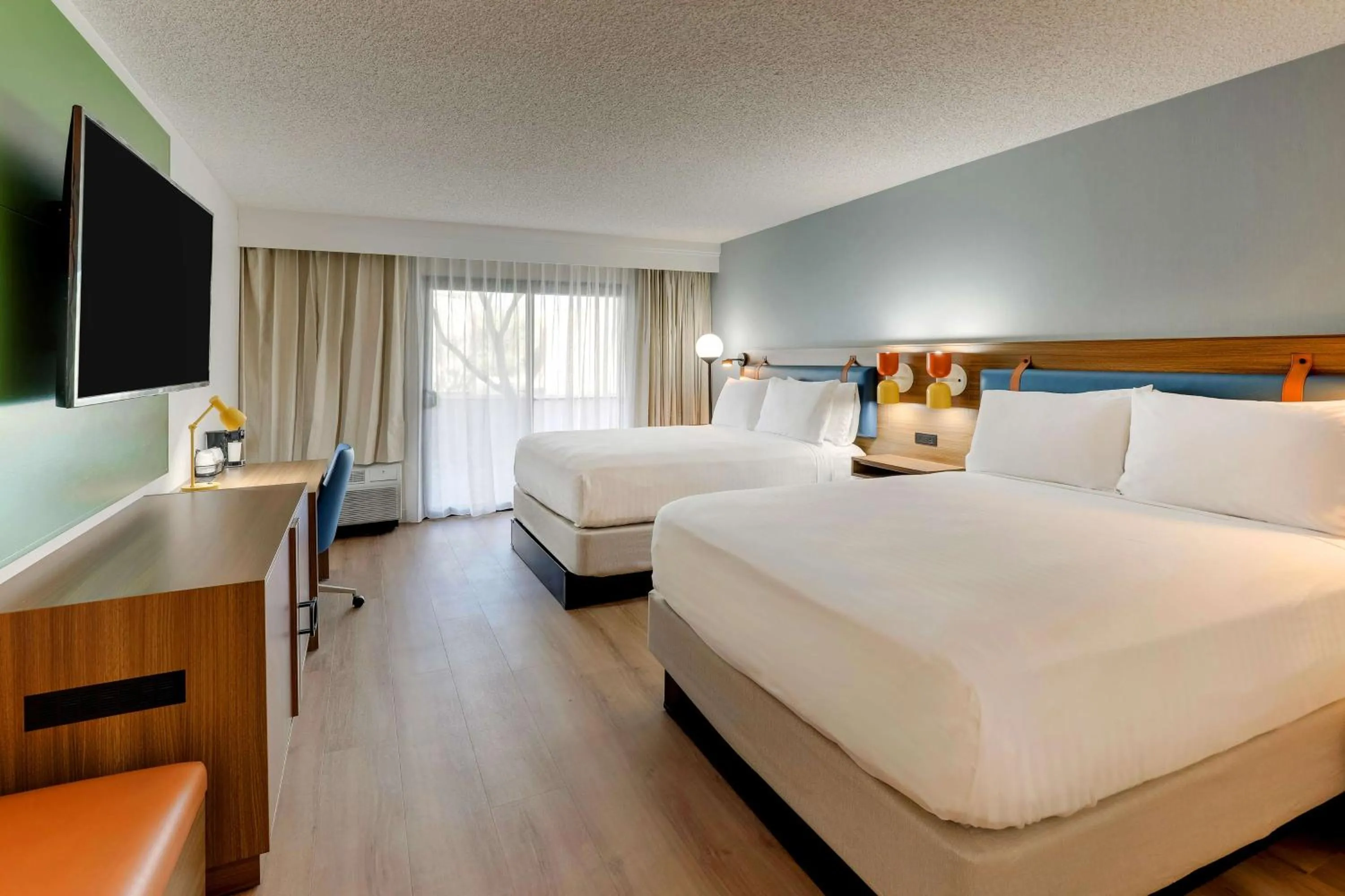 Bedroom, Bed in Sonesta Select Scottsdale at Mayo Clinic Campus