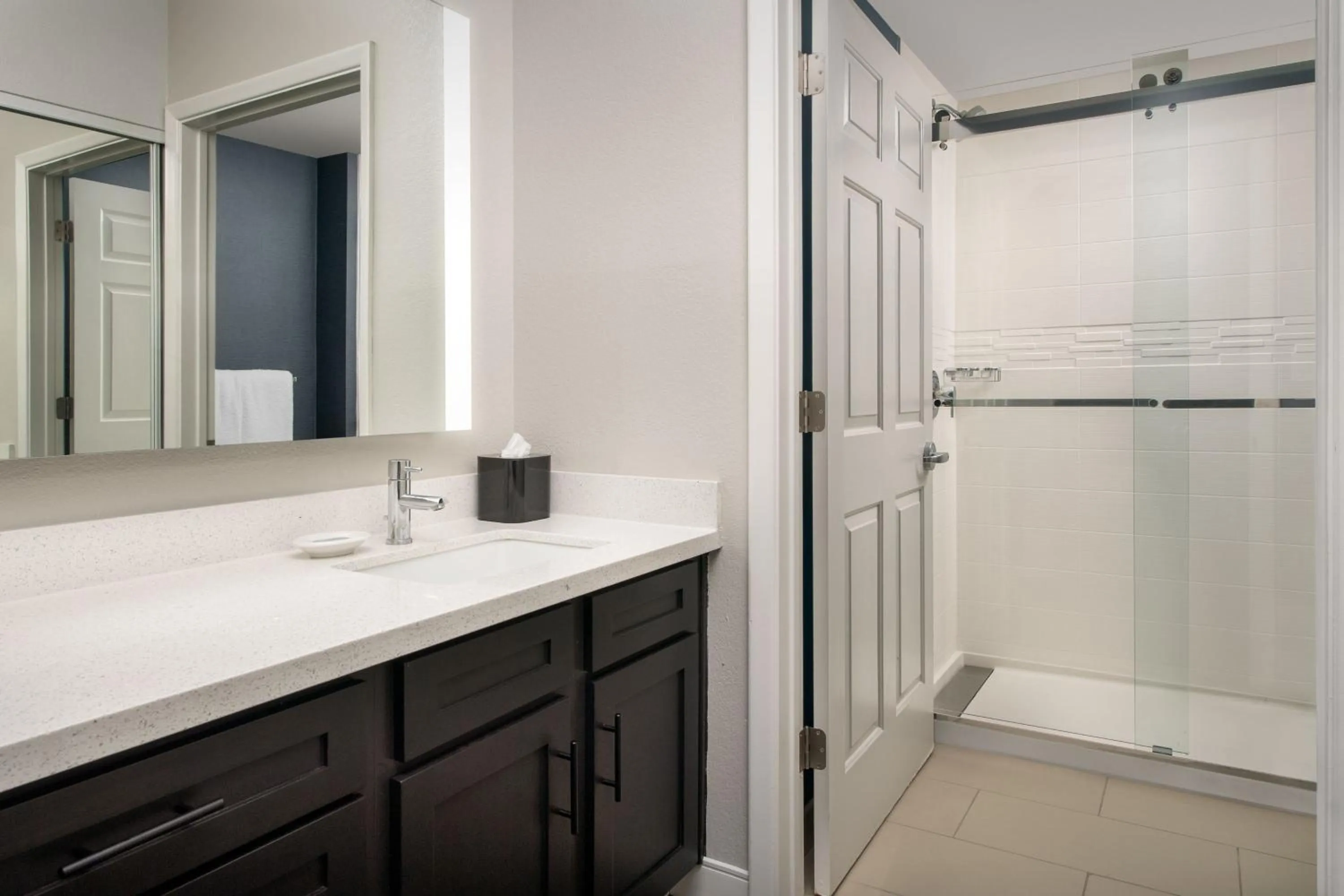 Bathroom in Residence Inn by Marriott Phoenix Airport