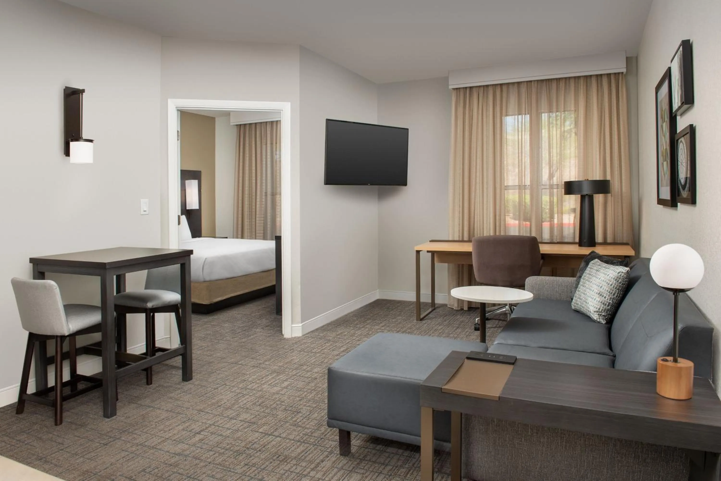 Bedroom, Bed in Residence Inn by Marriott Phoenix Airport