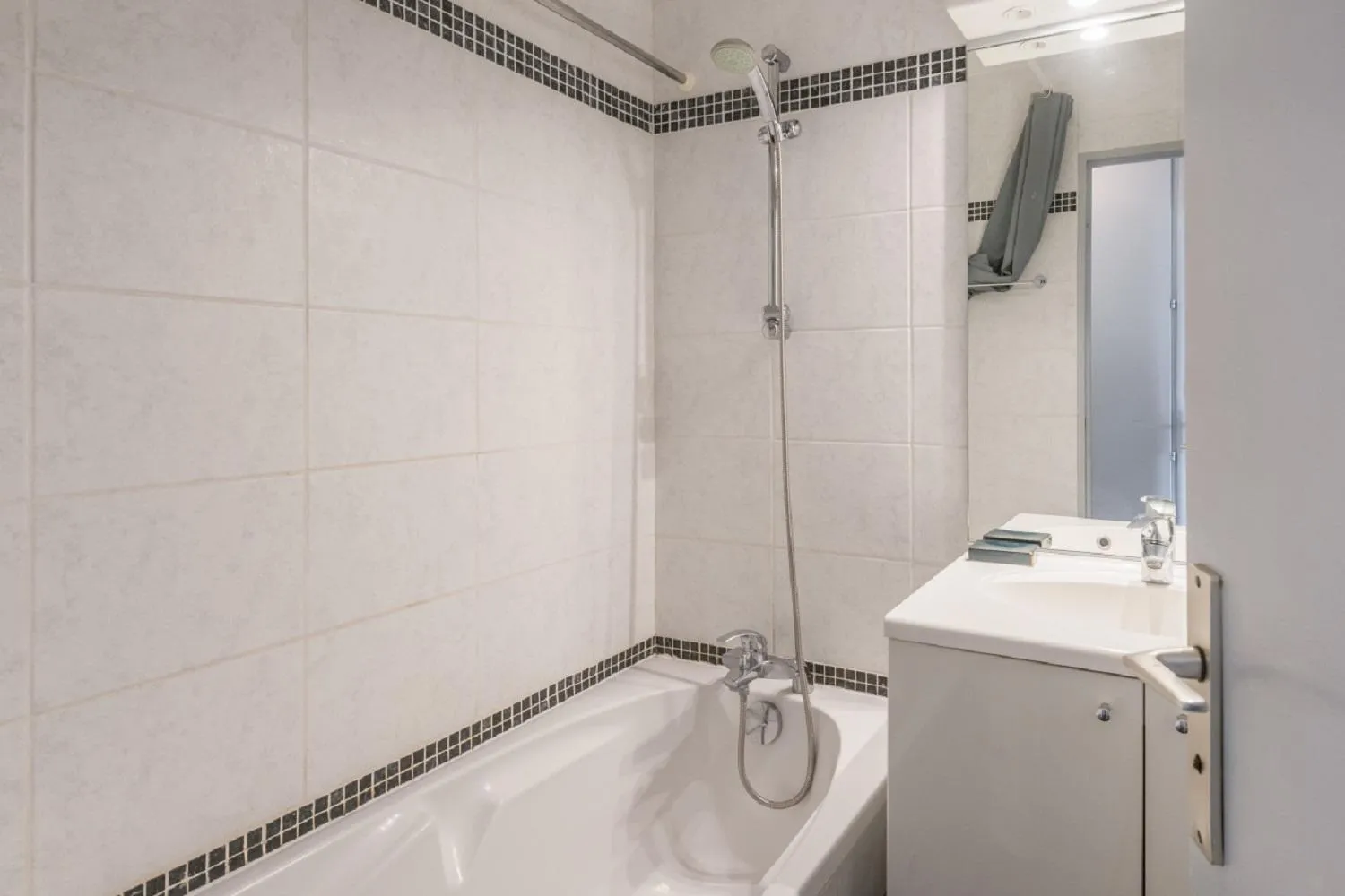 Shower in Residence Les Fontaines Blanches - maeva Home