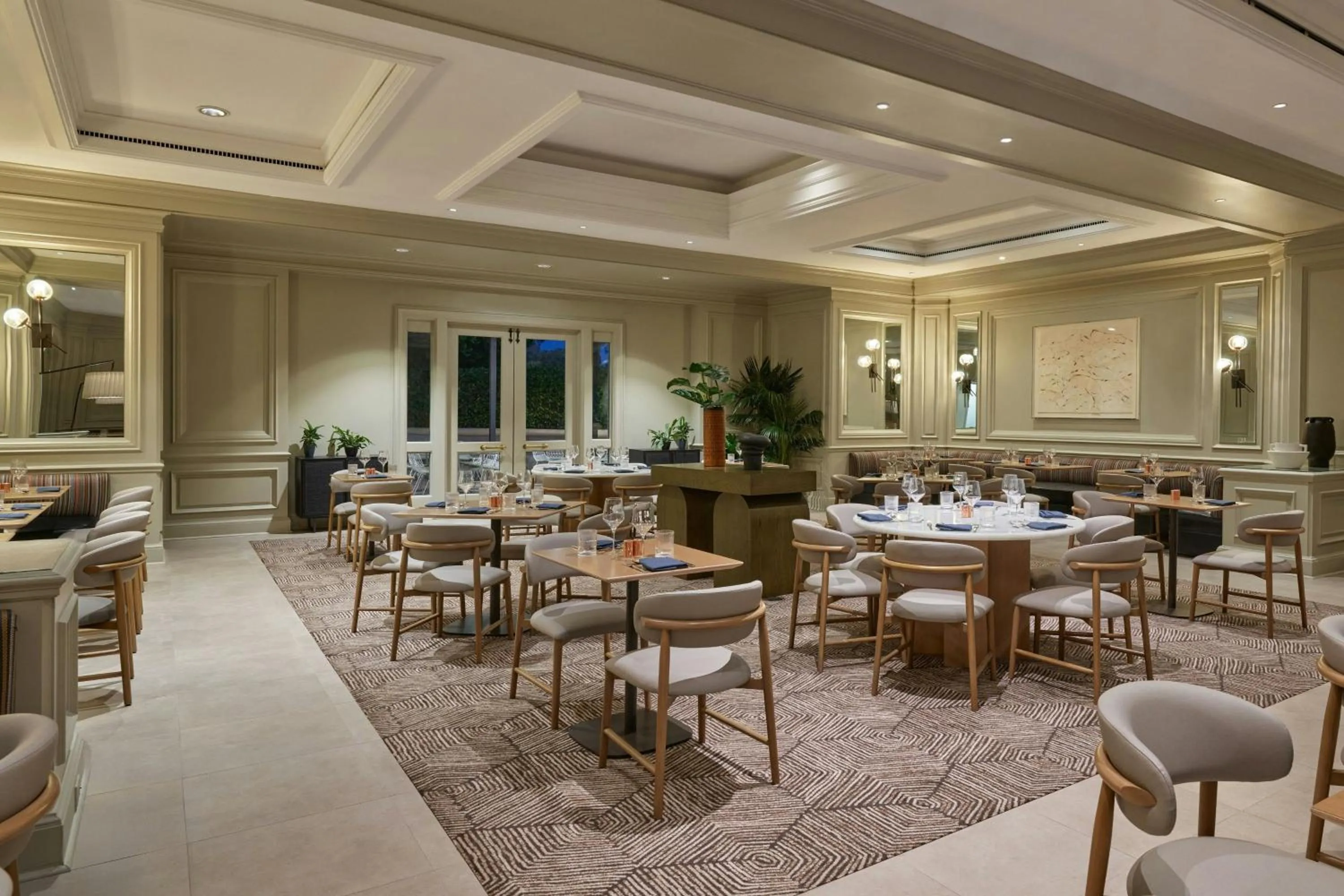 Restaurant/places to eat in The Camby, Autograph Collection