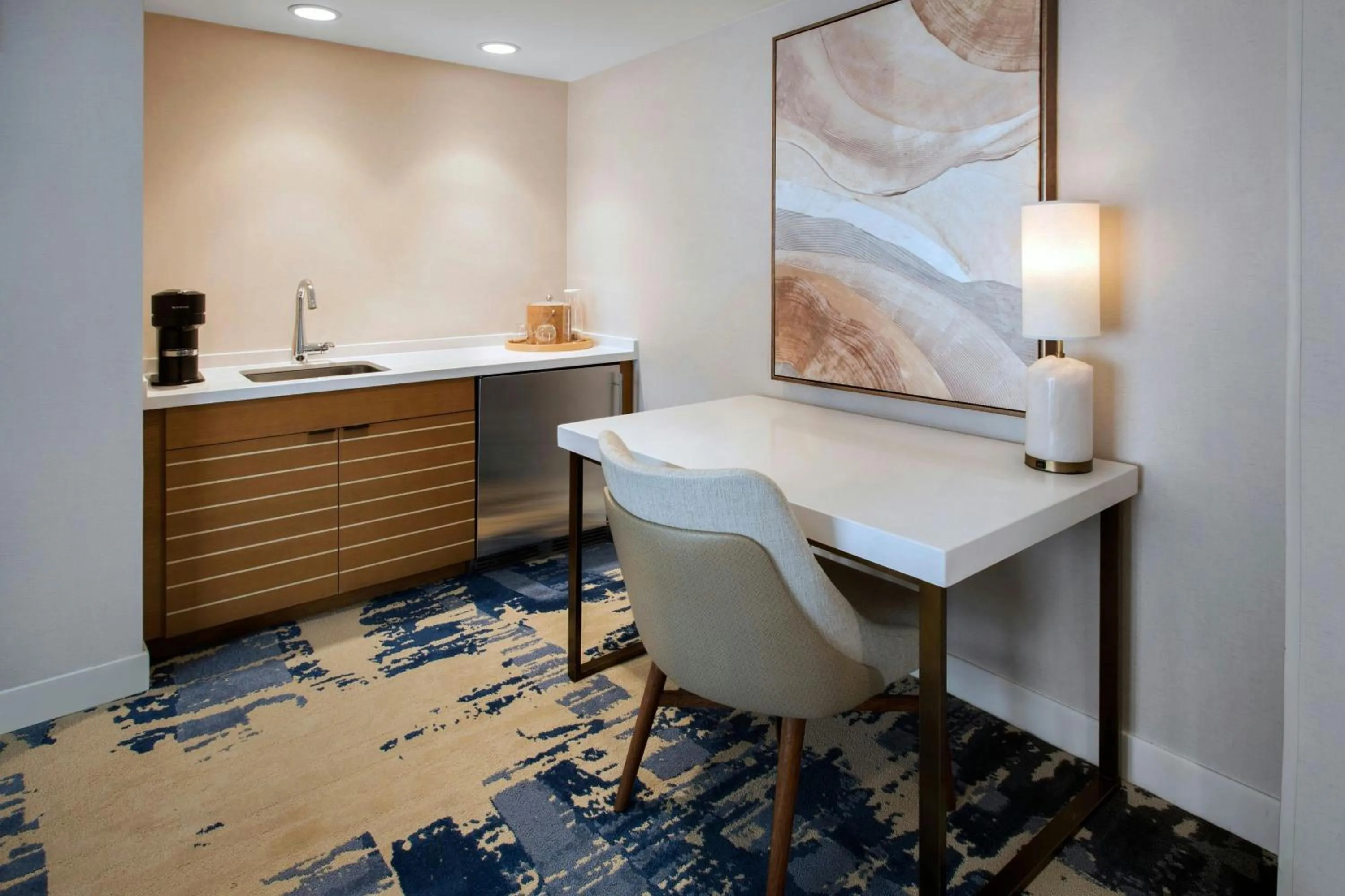 Lounge or bar in Newport Marriott Hotel & Spa