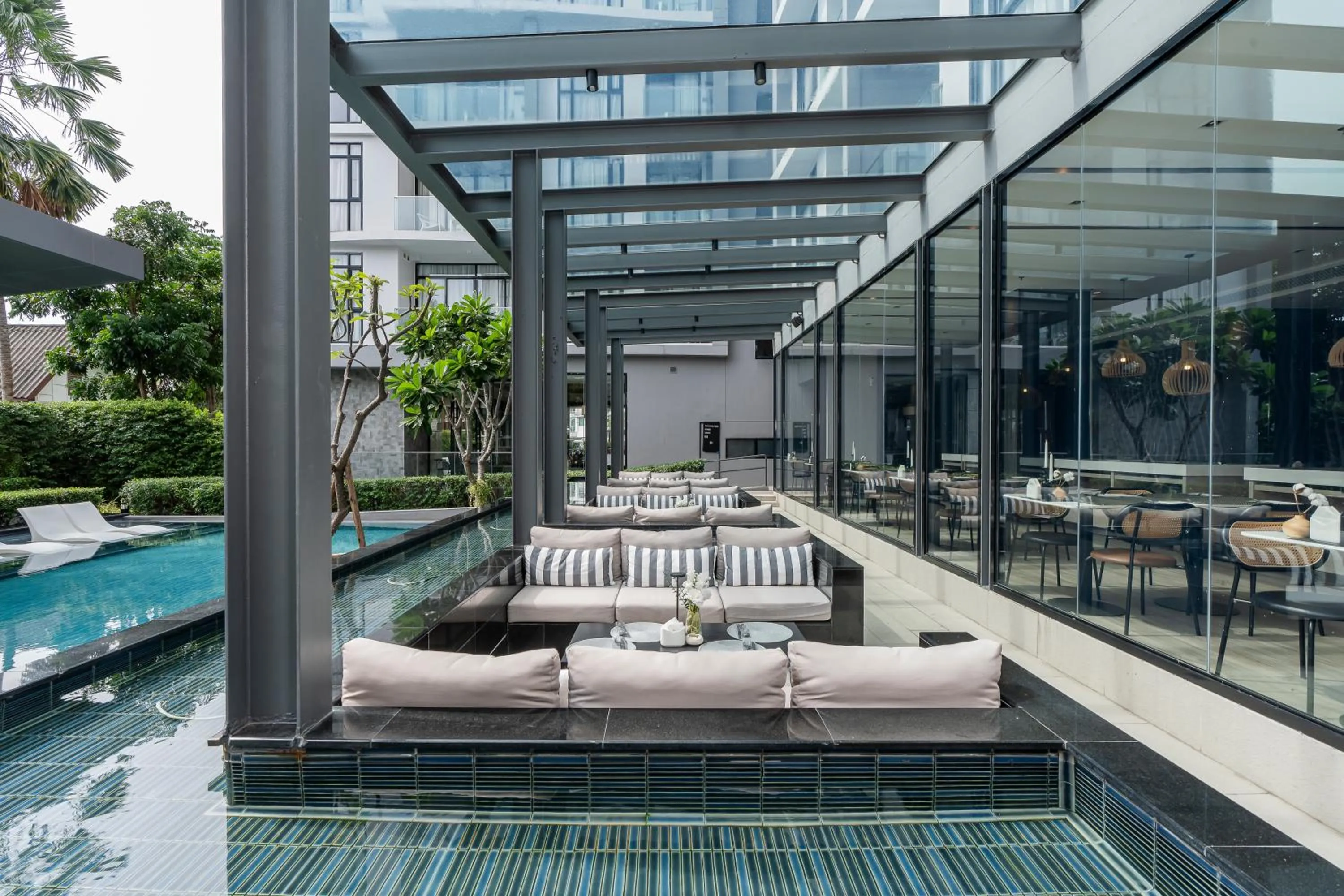 Restaurant/places to eat in Arden Hotel and Residence by At Mind