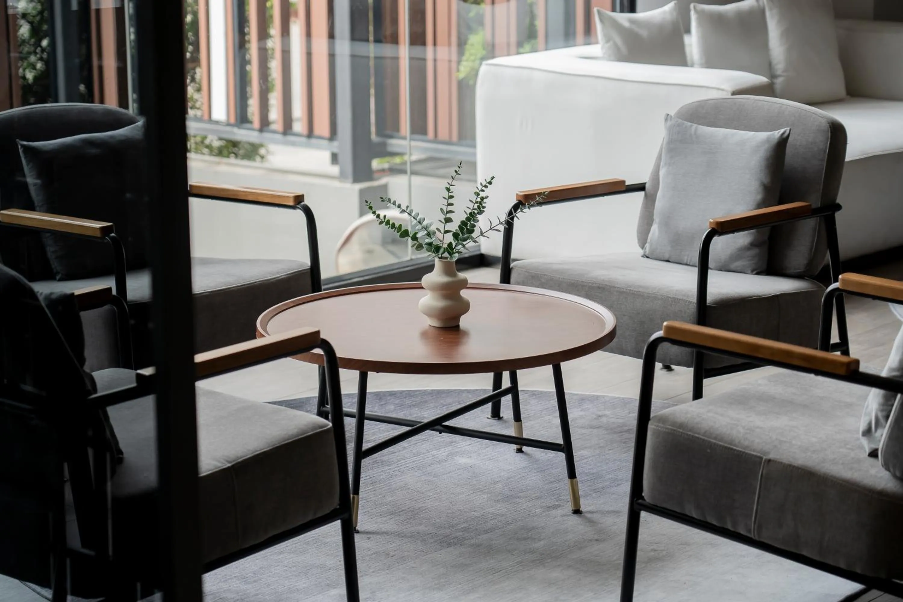 Lobby or reception in Arden Hotel and Residence by At Mind