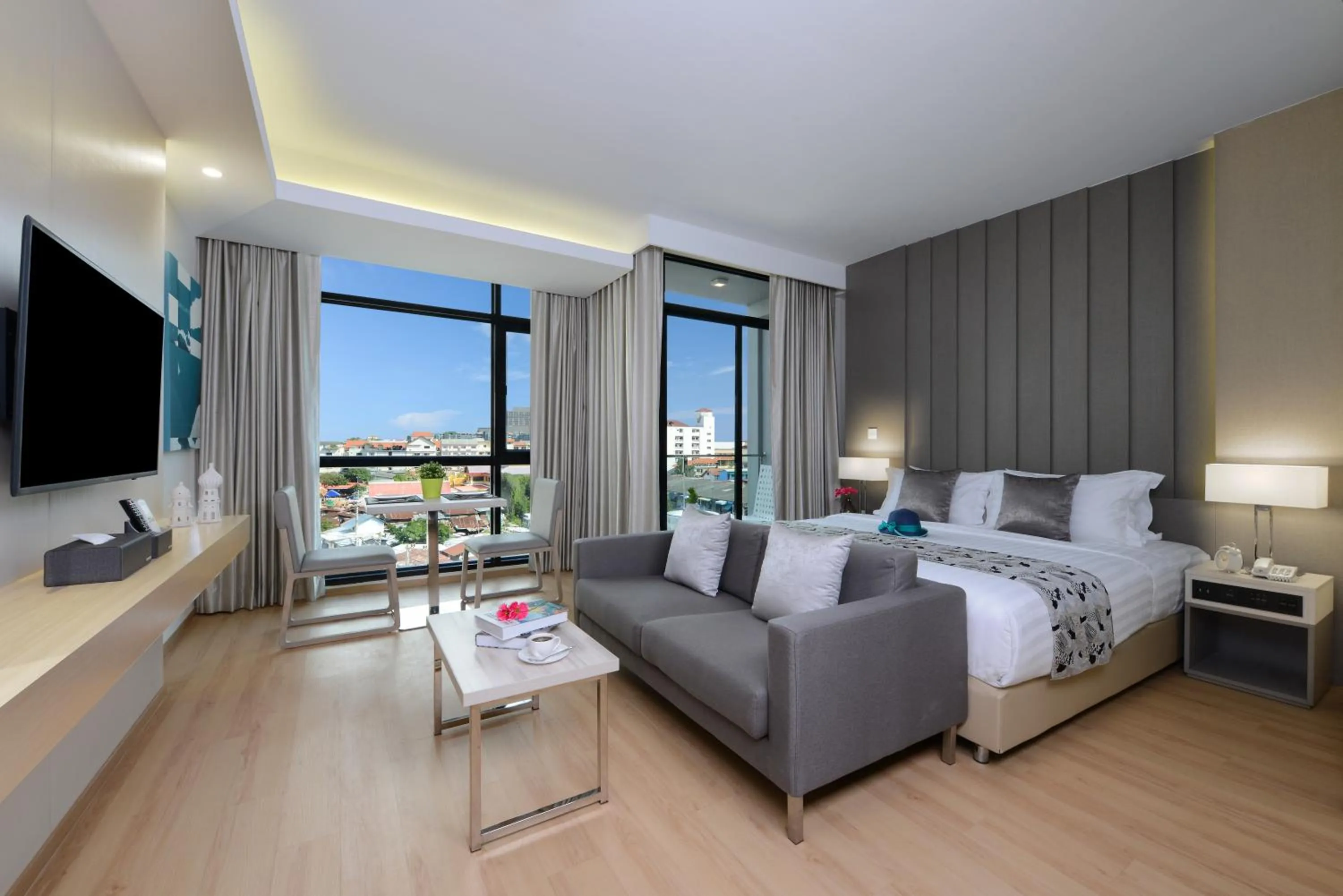 View (from property/room), Bed in Arden Hotel and Residence by At Mind