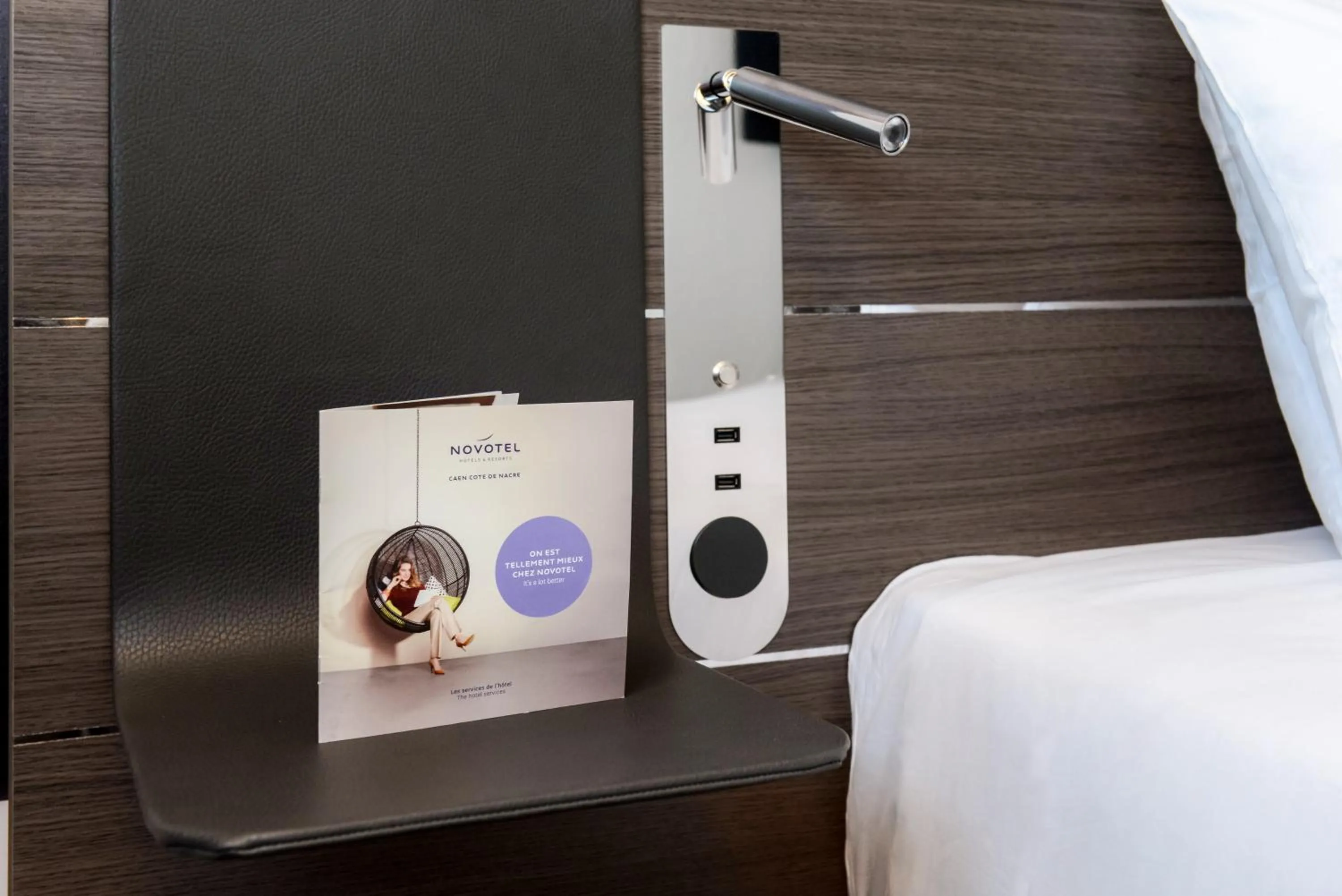 Bedroom, Bed in Novotel Paris Coeur d'Orly Airport