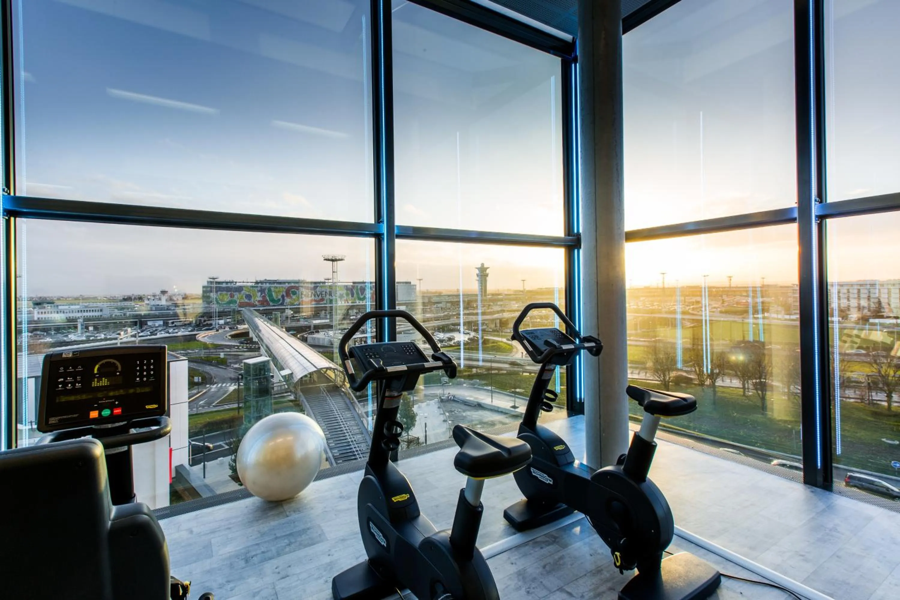 Fitness centre/facilities in Novotel Paris Coeur d'Orly Airport
