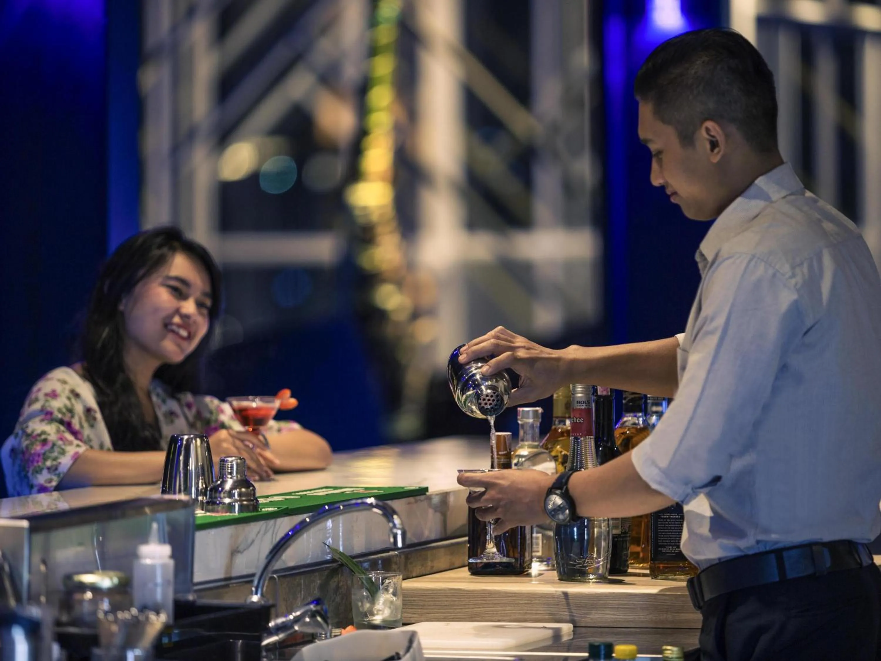 Lounge or bar in Mercure Bandung City Centre