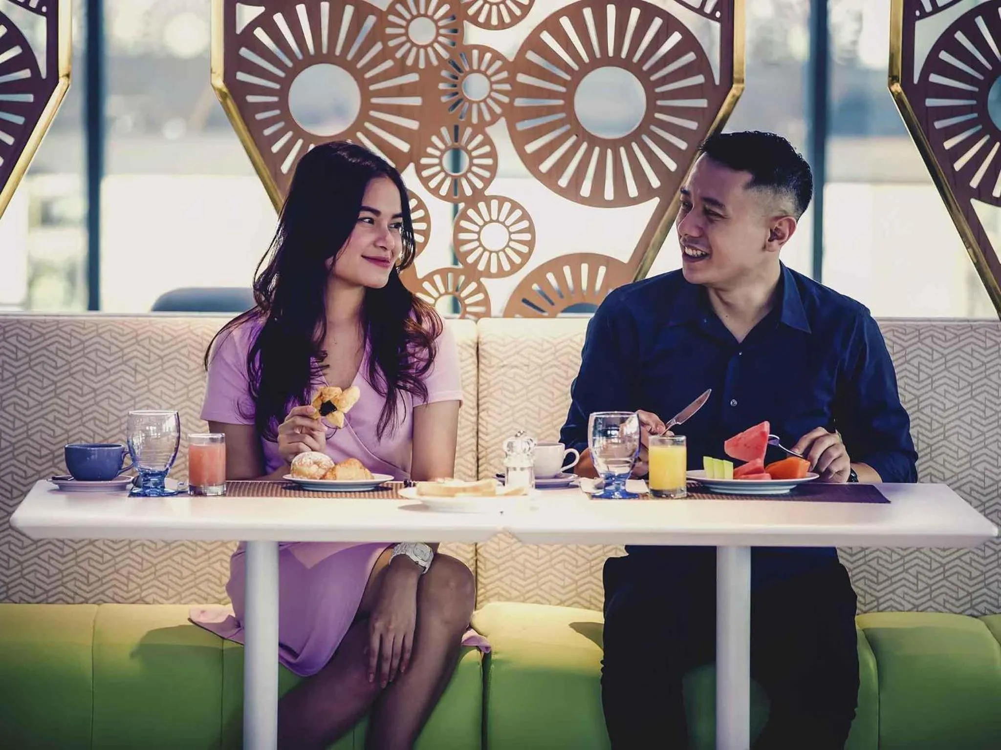 Restaurant/places to eat in Mercure Bandung City Centre