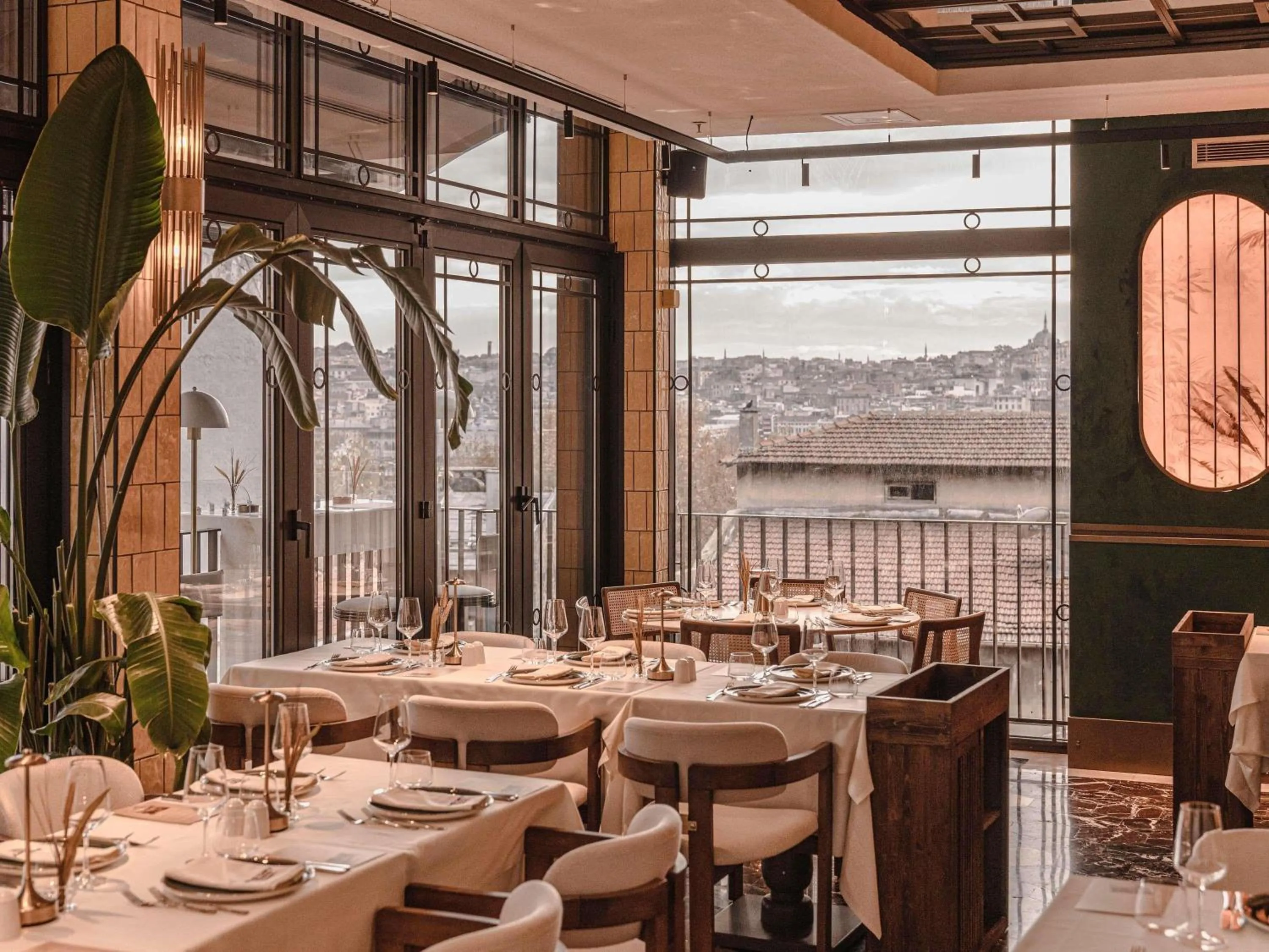 Restaurant/places to eat in The Galata Hotel Istanbul - MGallery Collection