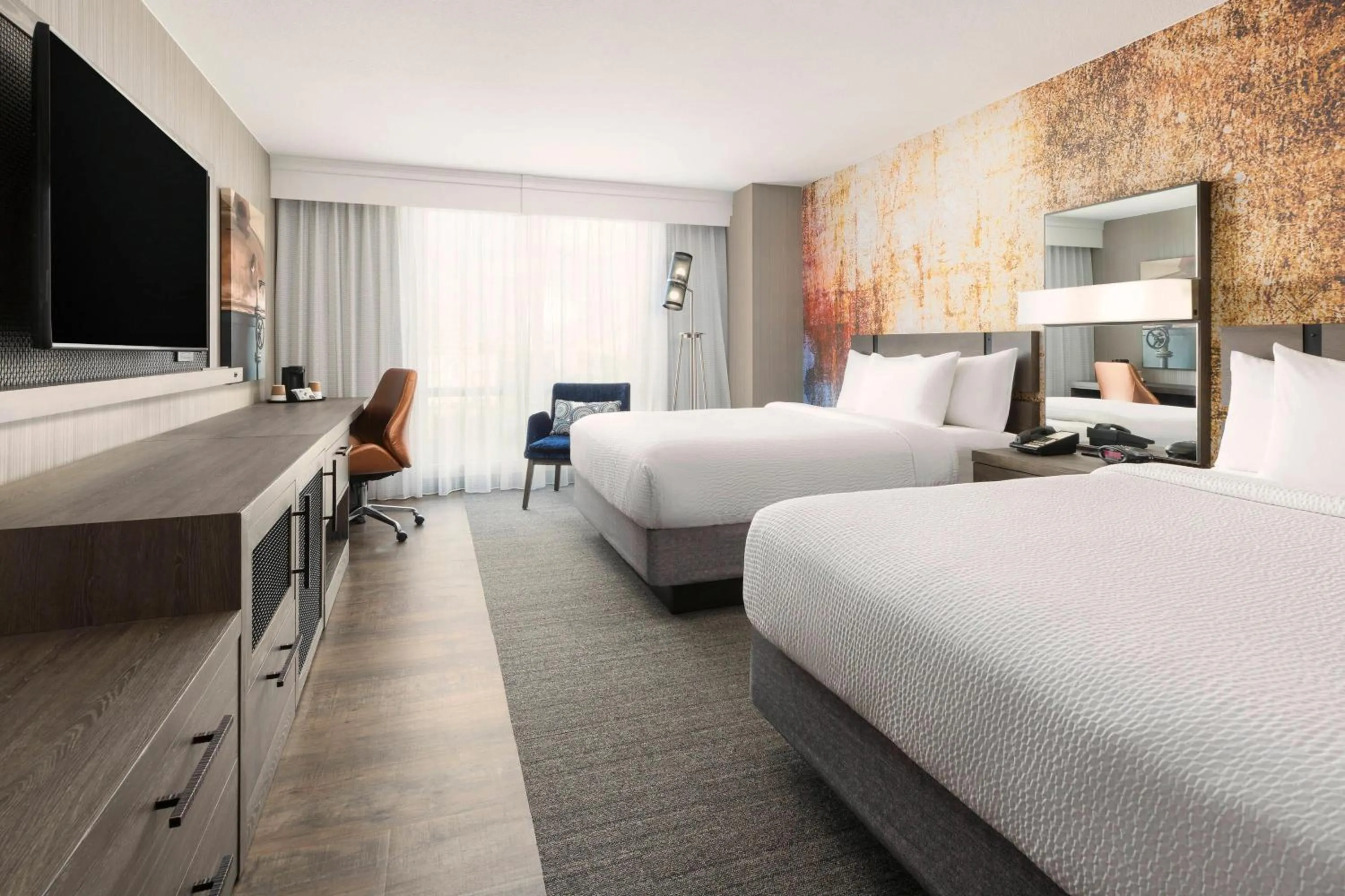 Photo of the whole room, Bed in Courtyard Austin Downtown/Convention Center