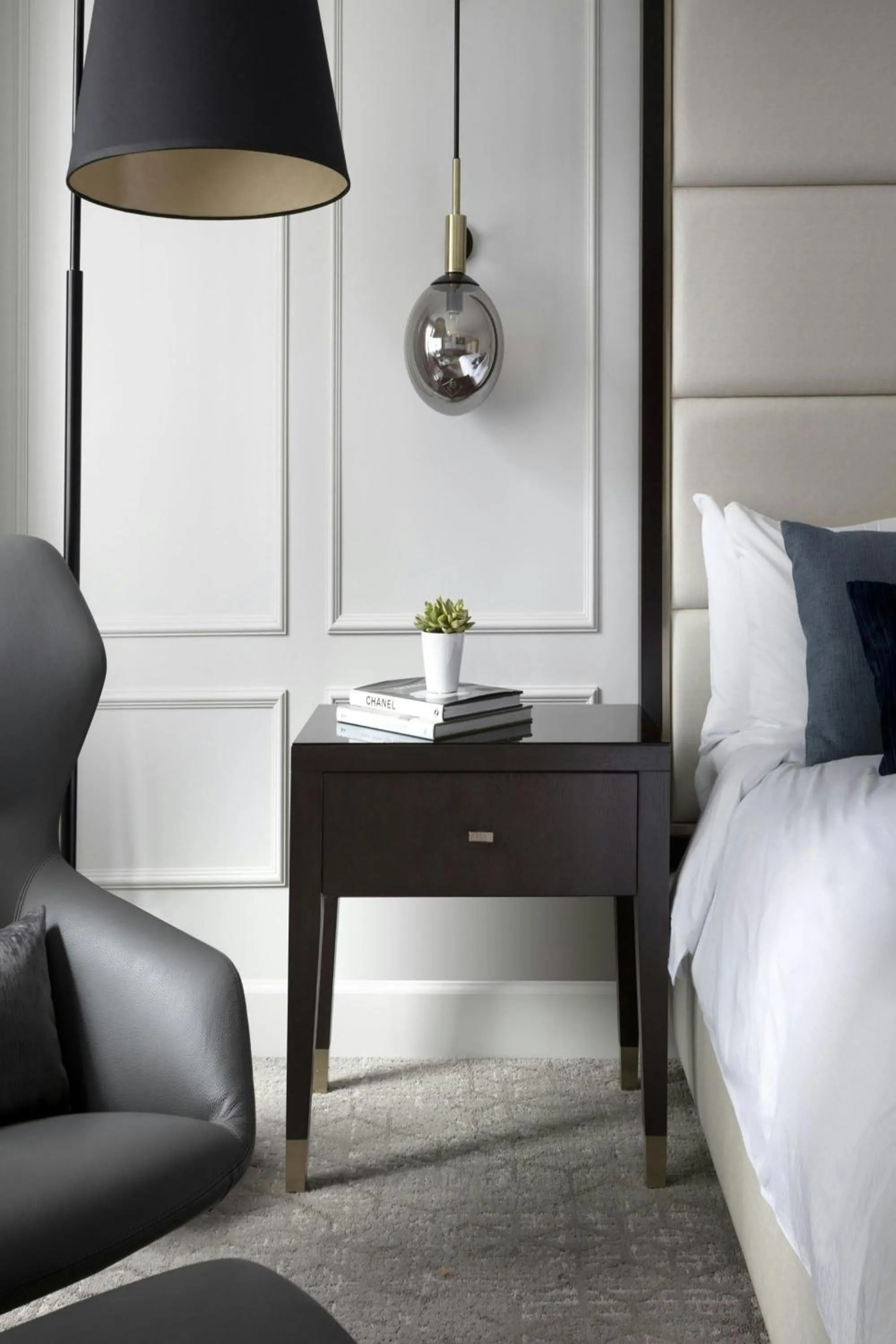 Photo of the whole room, Bed in JW Marriott Miami