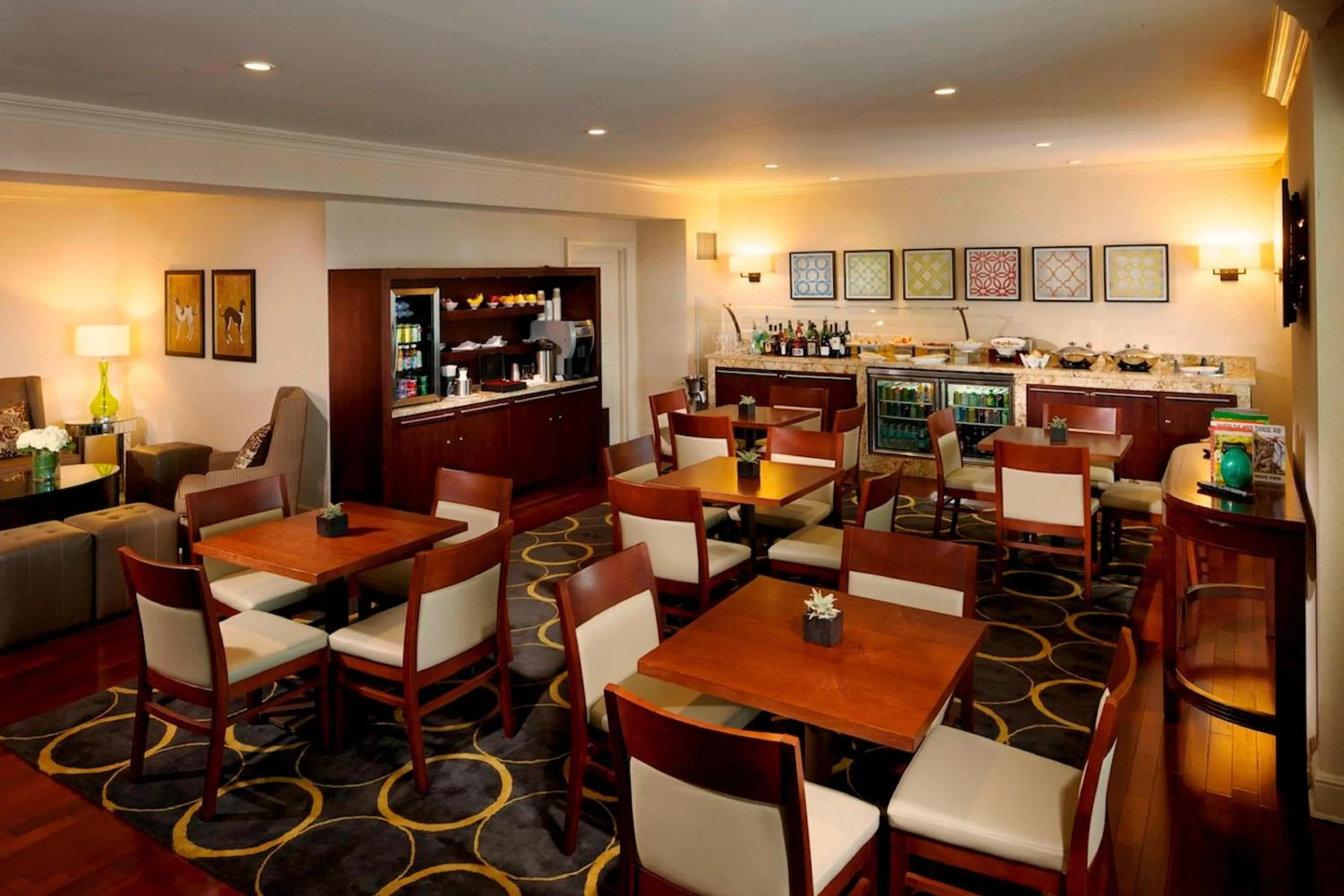 Lounge or bar in JW Marriott Miami