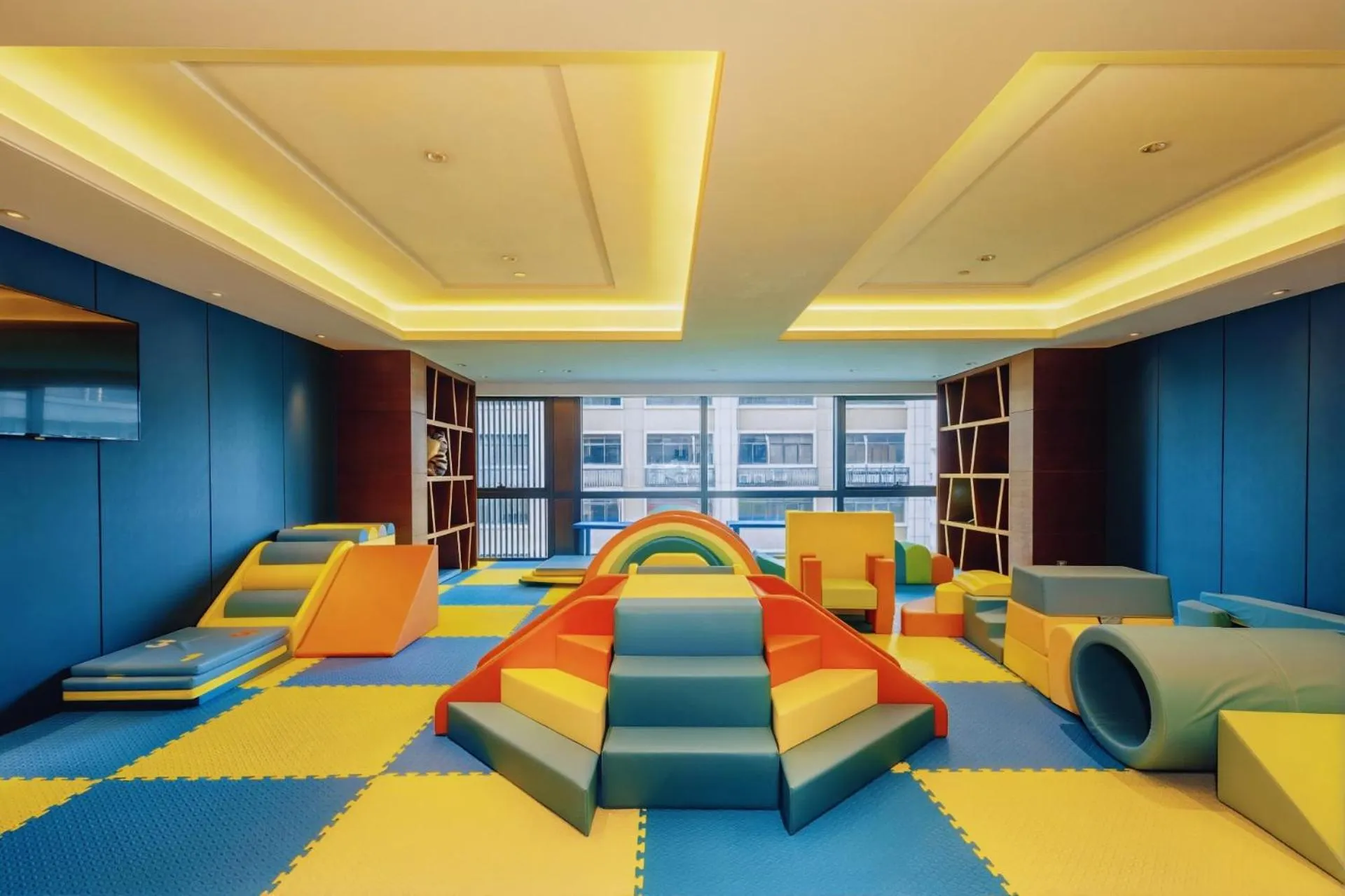 Children play ground in Fraser Suites Shenzhen