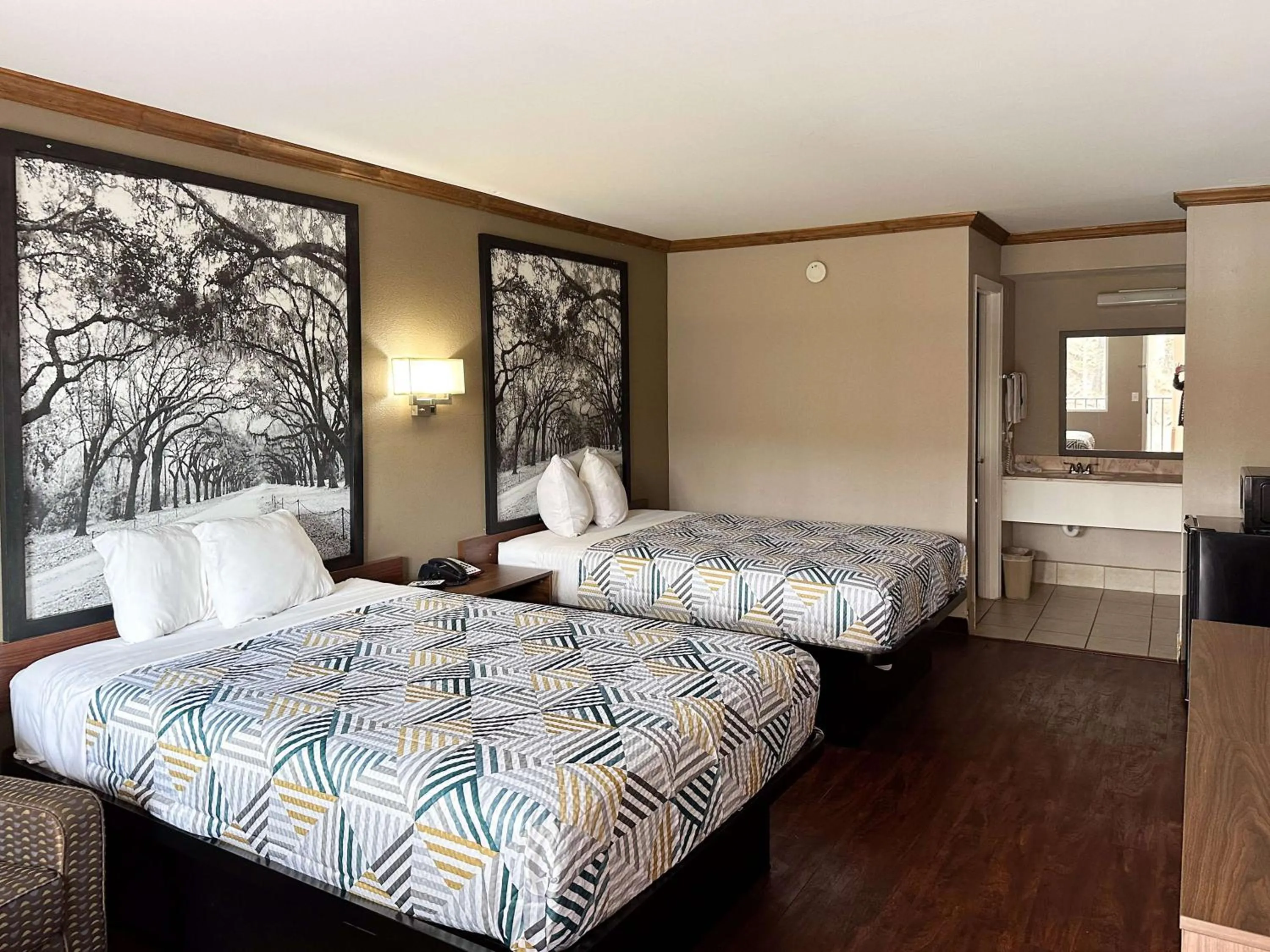 Bedroom, Bed in Motel 6 Atlanta GA Atlanta Airport East