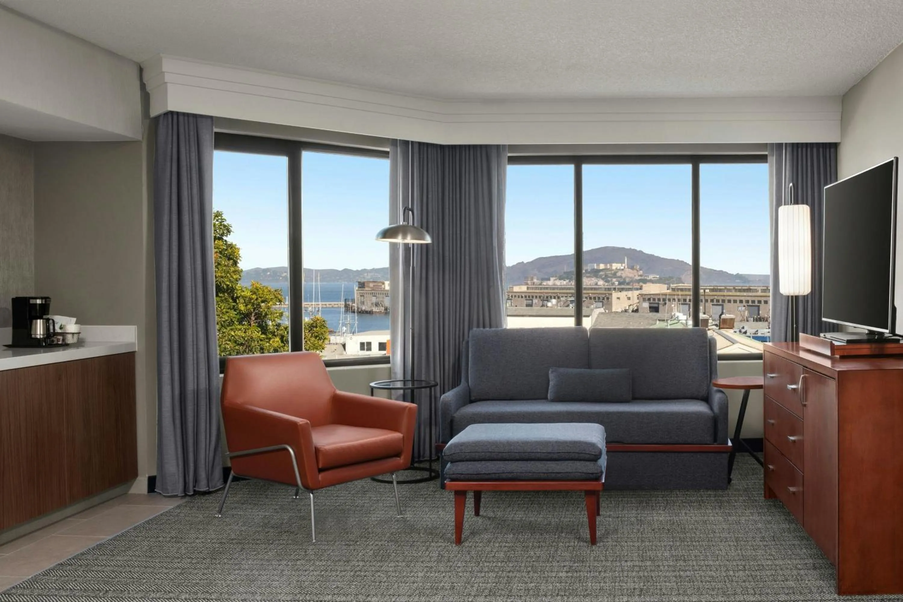 Bedroom in Courtyard by Marriott Fishermans Wharf