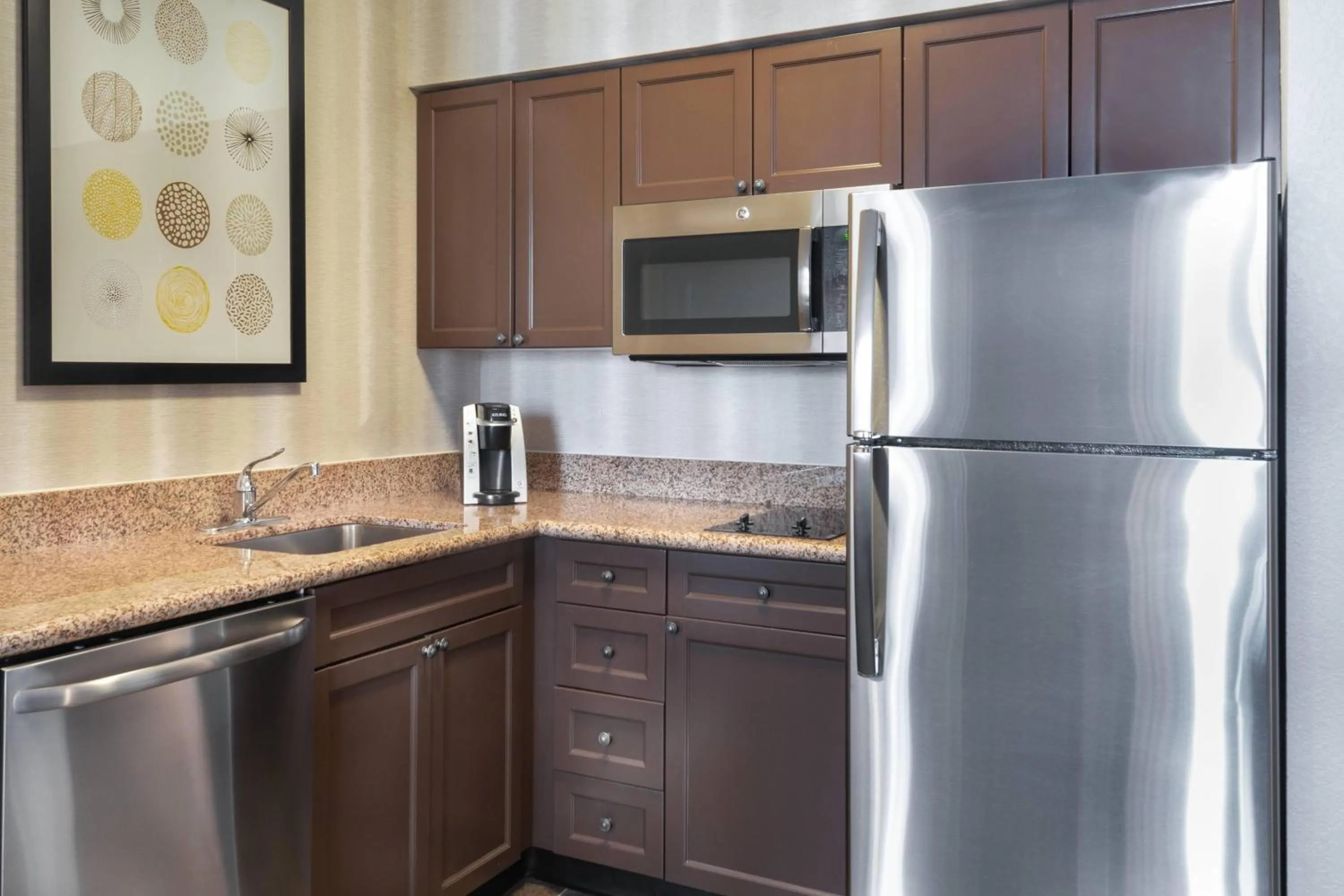 Kitchen or kitchenette in Residence Inn by Marriott Washington, DC National Mall