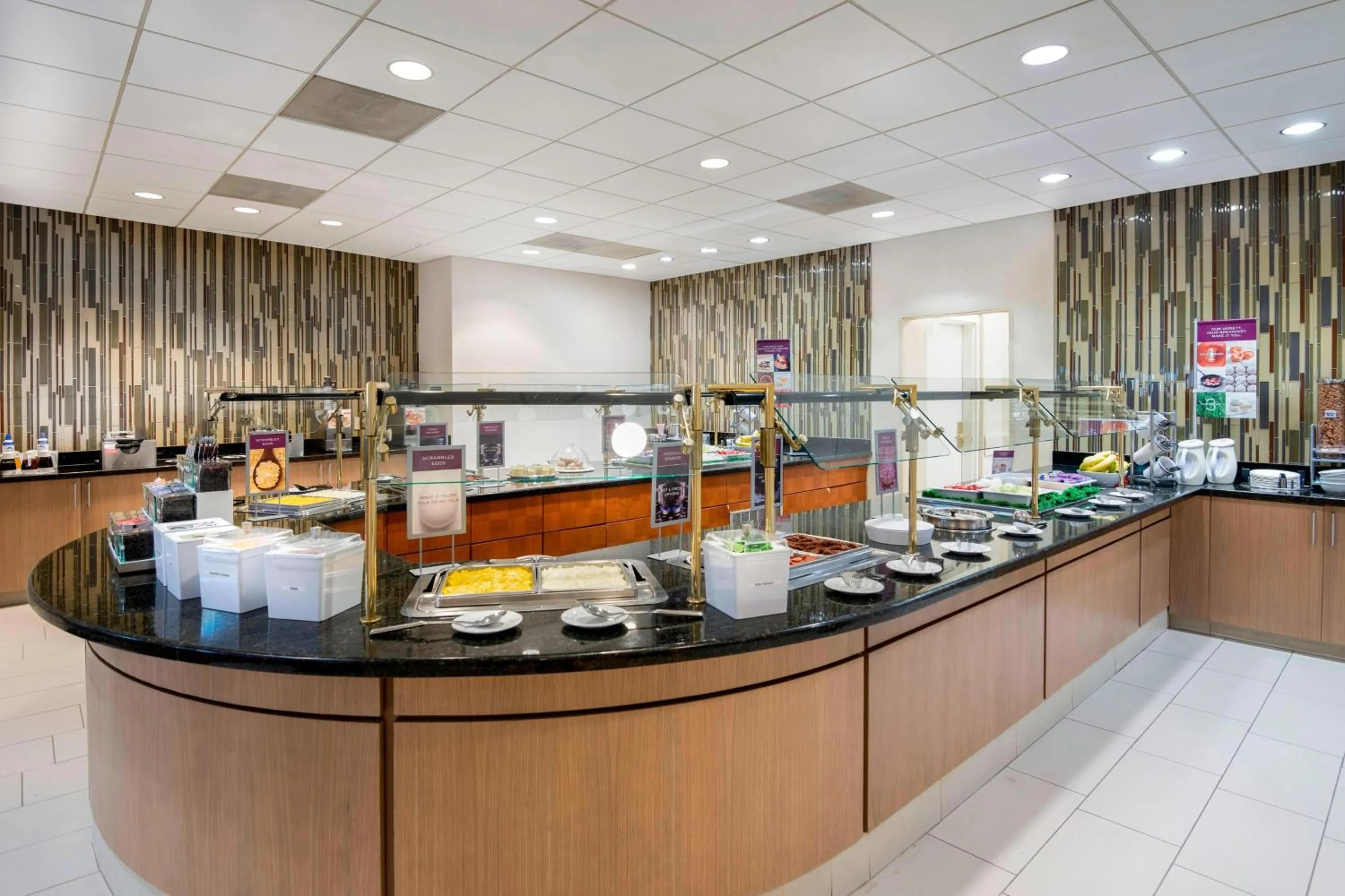 Breakfast in Residence Inn by Marriott Washington, DC National Mall