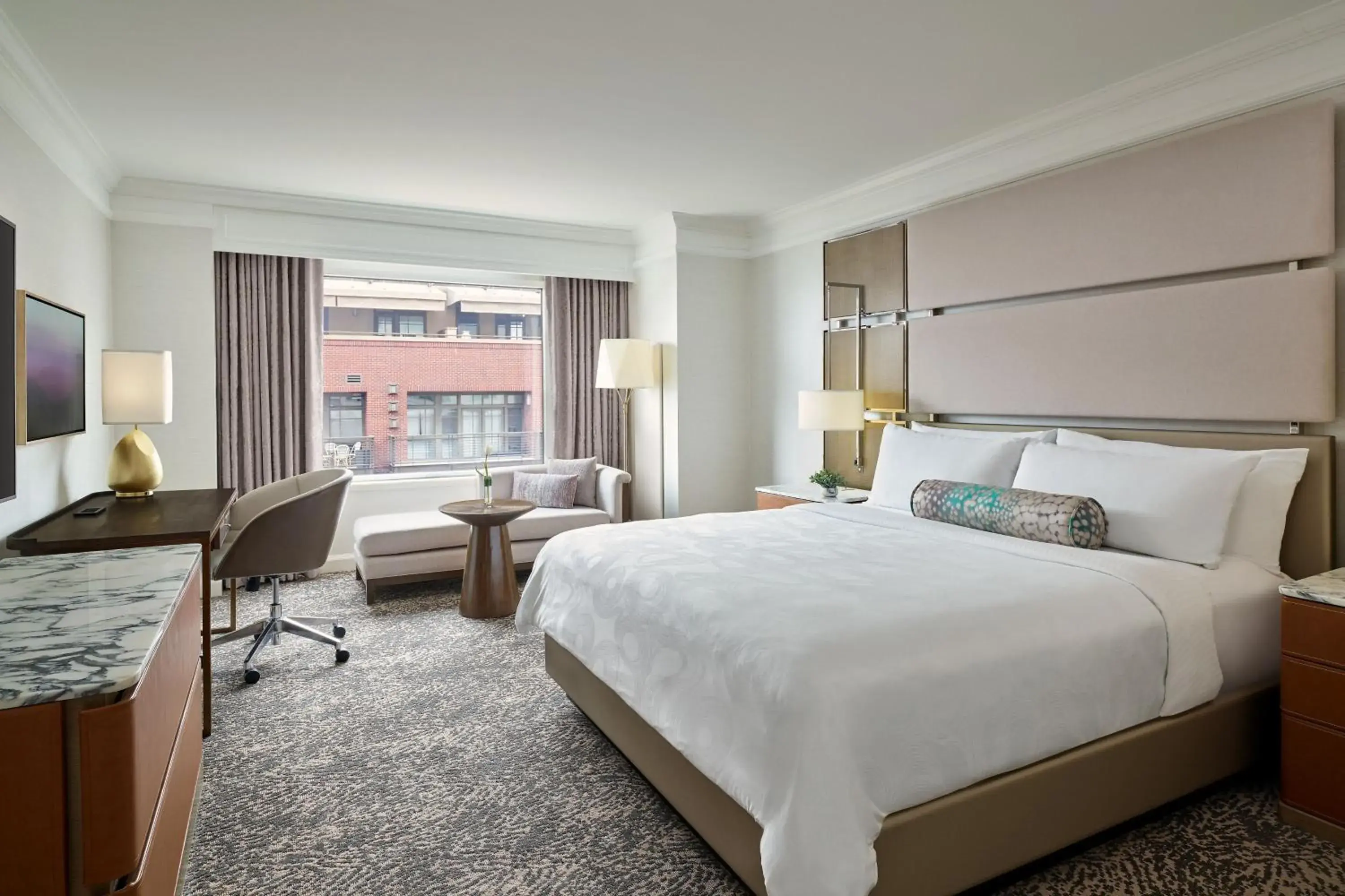 Deluxe King Room with Courtyard View and Adapted Tub - Mobility Accessible in Hotel Clio, a Luxury Collection Hotel, Denver Cherry Creek Deluxe King Room with Courtyard View and Adapted Tub - Mobility Accessible in Hotel Clio, a Luxury Collection Hotel, Denver Cherry Creek